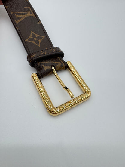 Louis Vuitton Daily Multi Pocket 30mm Belt 80/32