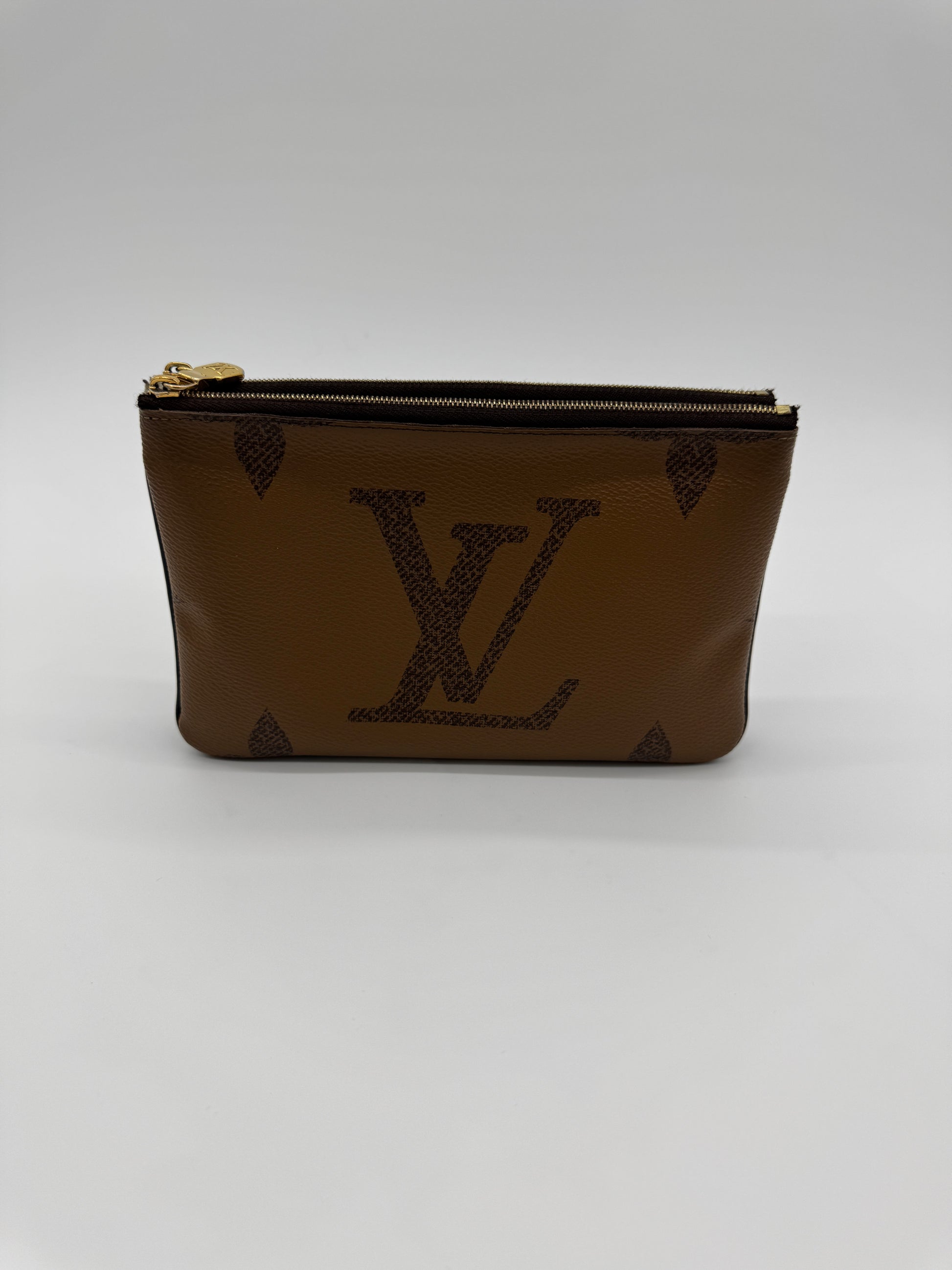 Louis Vuitton Double Zip Pochette Reverse Monogram Giant
