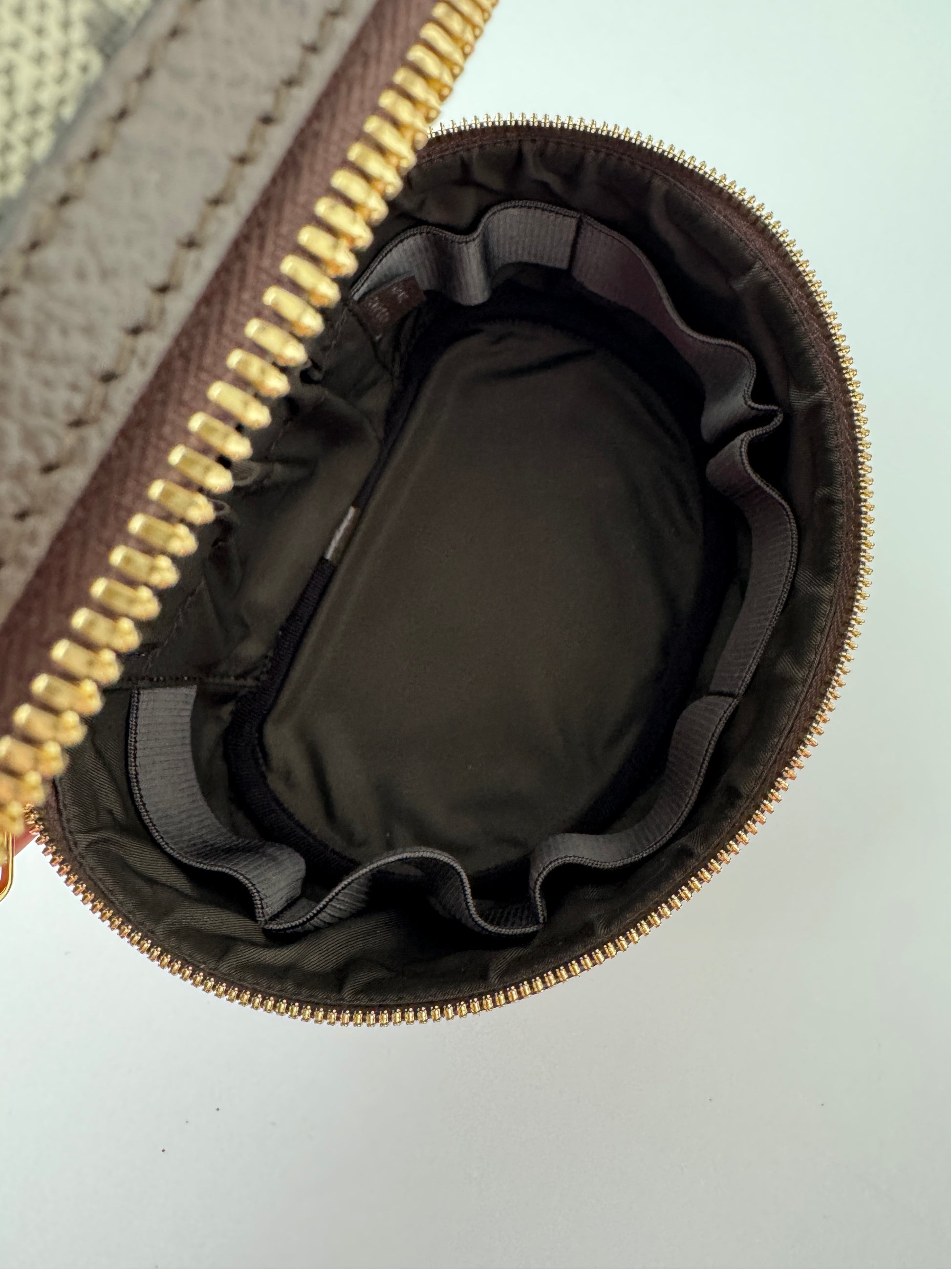 Gucci GG Supreme Ophidia Vanity Cosmetic Case