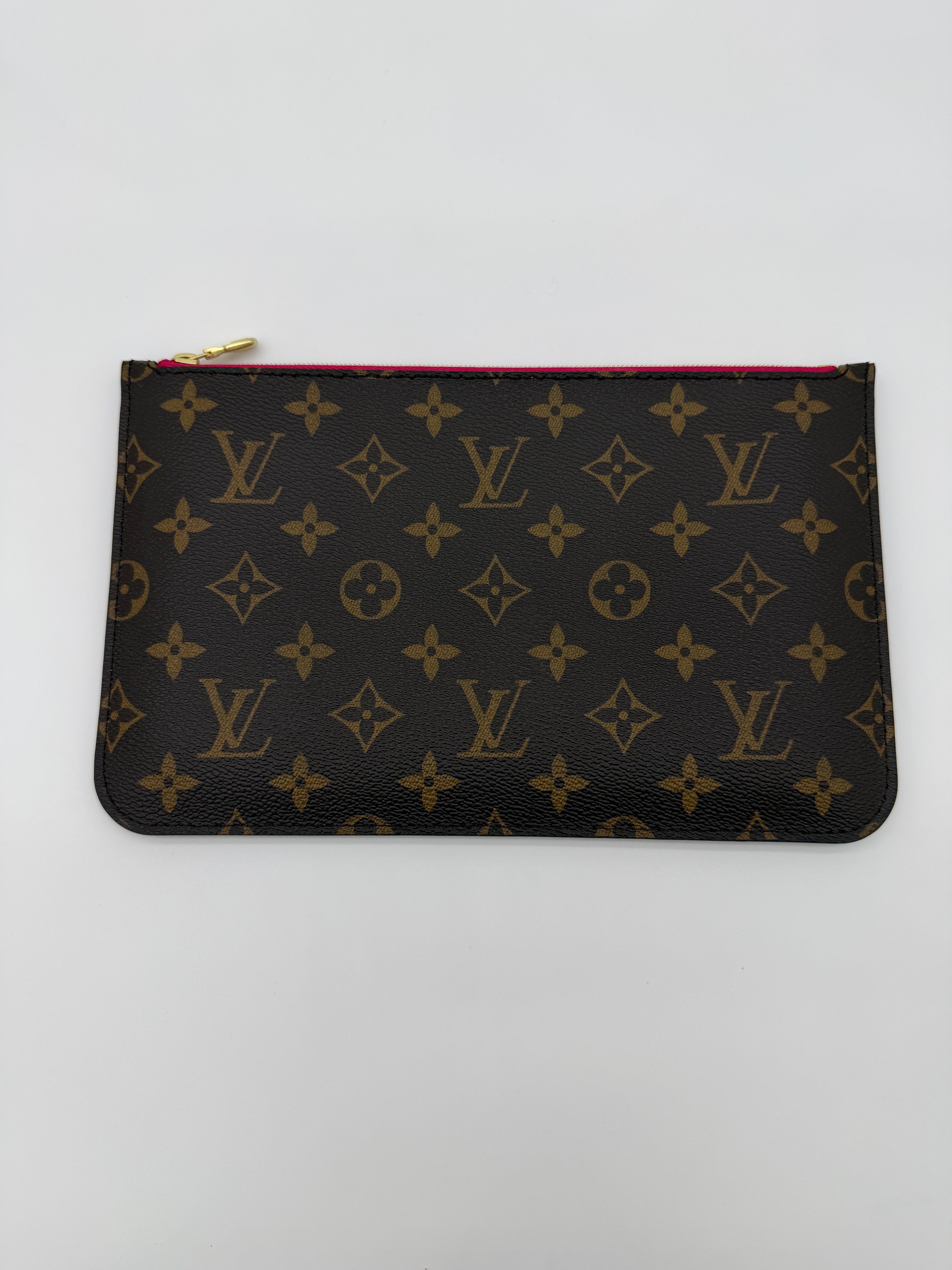 Louis Vuitton Monogram Neverfull Pochette