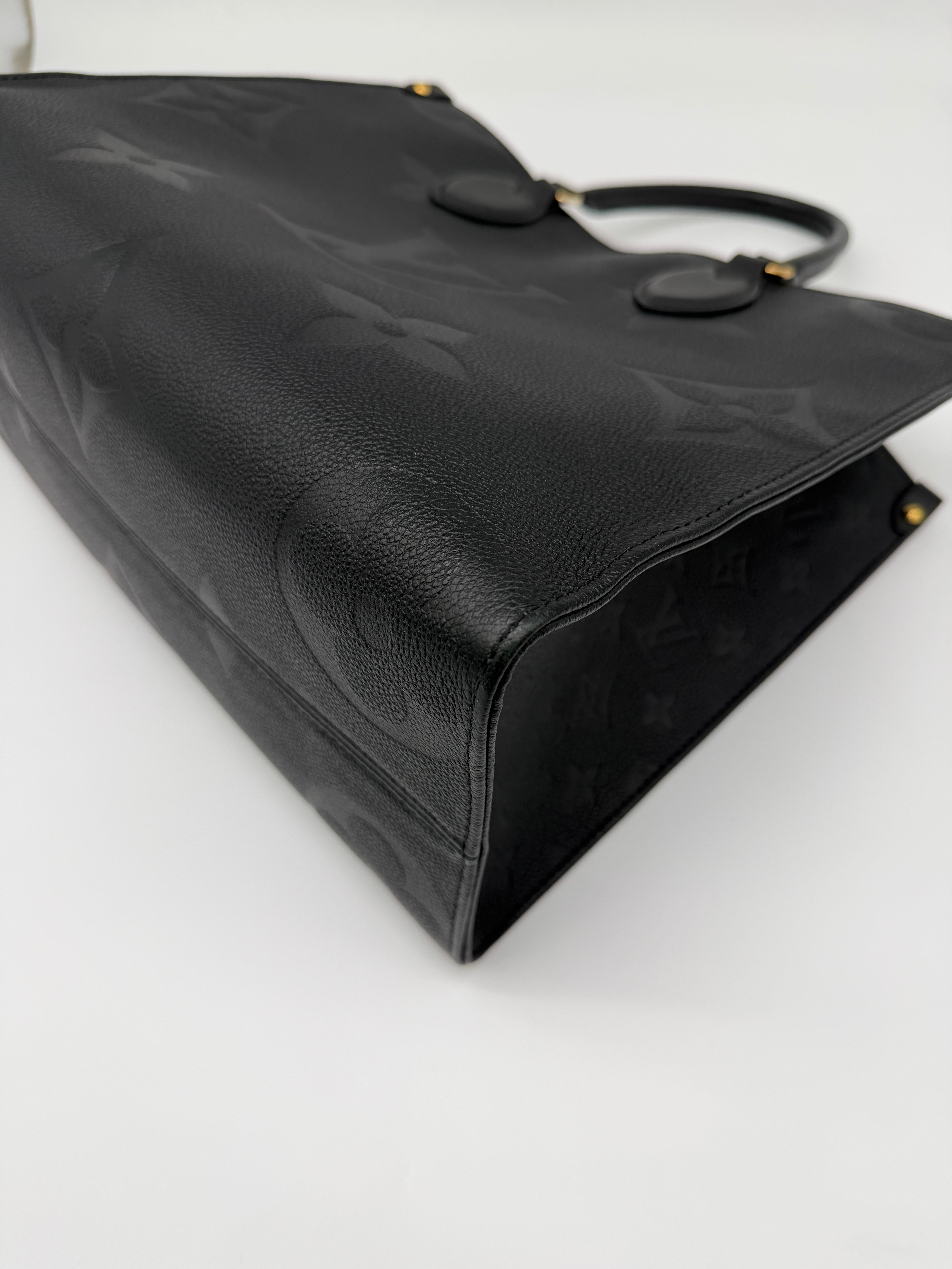 Louis Vuitton OnTheGo MM Black Empreinte