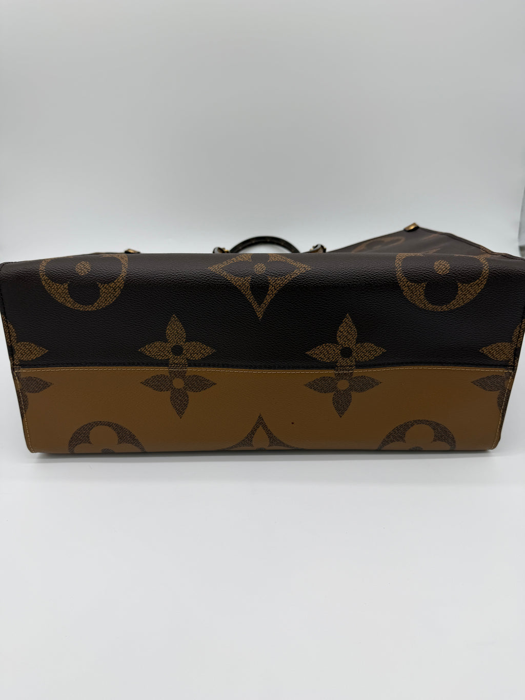 Louis Vuitton OnTheGo GM Reverse Monogram