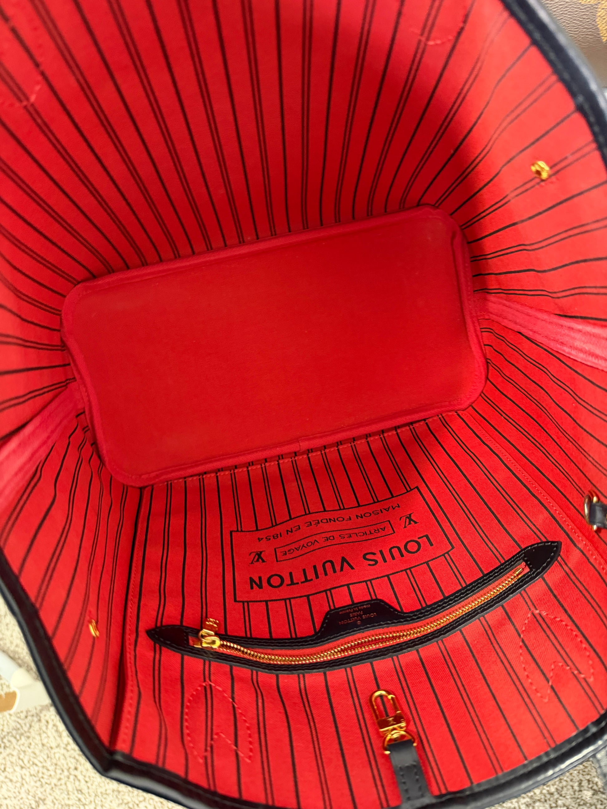 Louis Vuitton Neverfull MM My World Tour