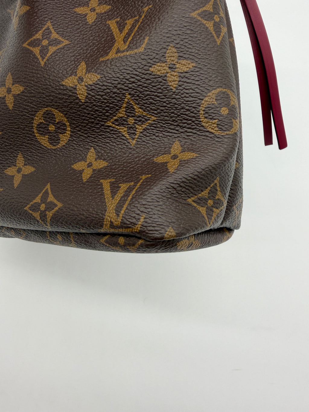 Louis Vuitton Noe Pouch