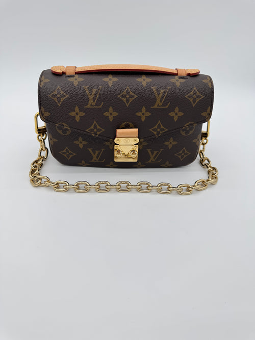 Louis Vuitton Pochette Métis East West