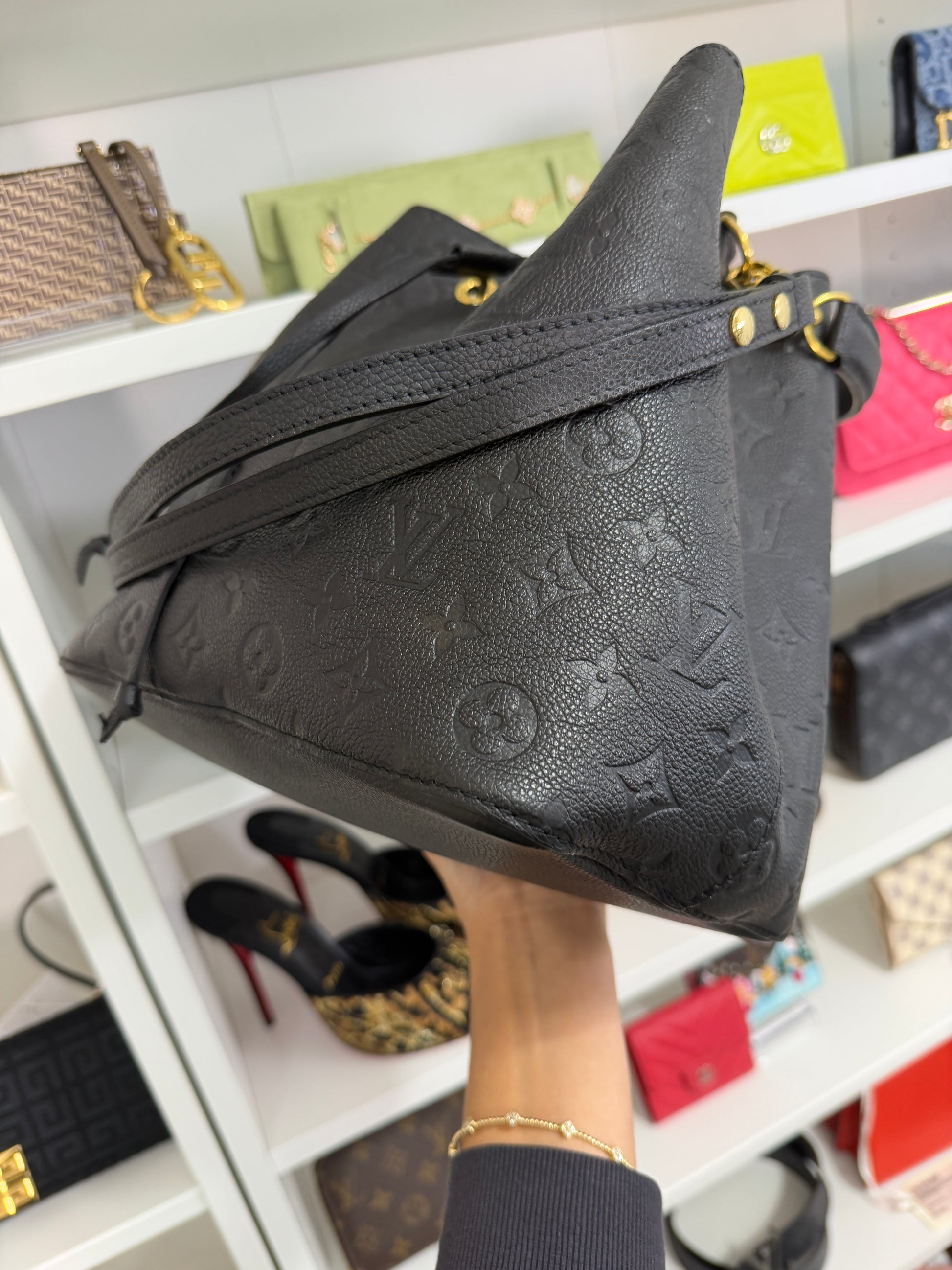 Louis Vuitton Neonoe MM Black Empreinte