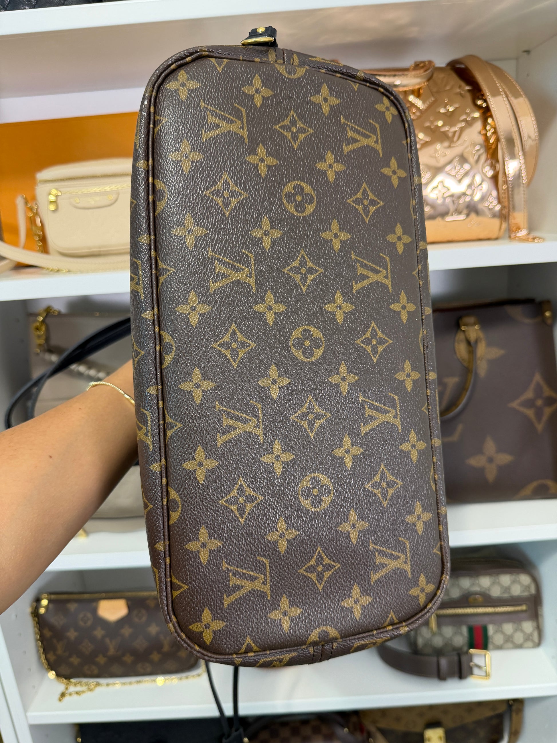 Louis Vuitton Neverfull MM My World Tour