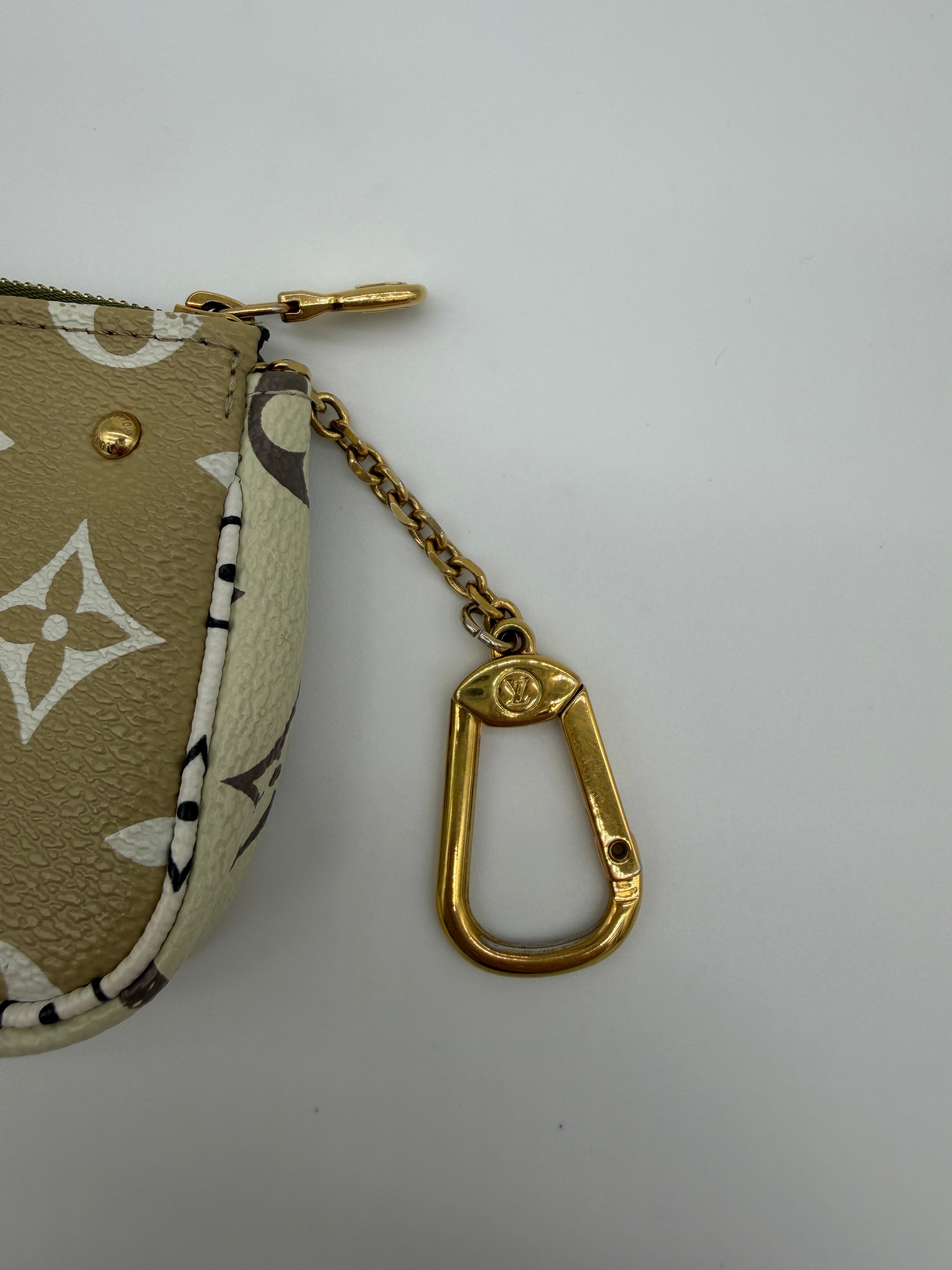 Louis Vuitton Monogram Khaki Key Pochette
