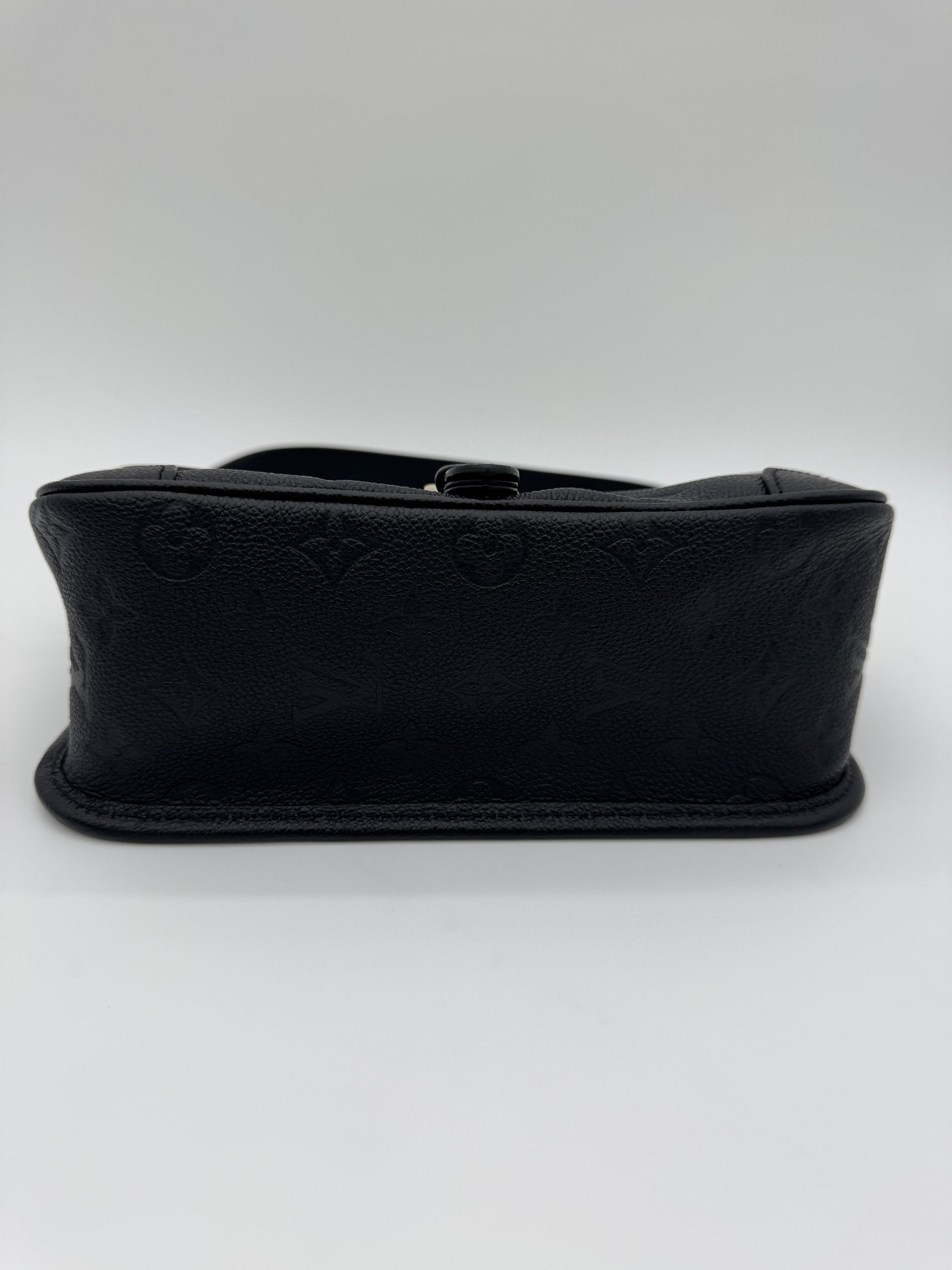 Louis Vuitton Diane Black Monogram Empreinte