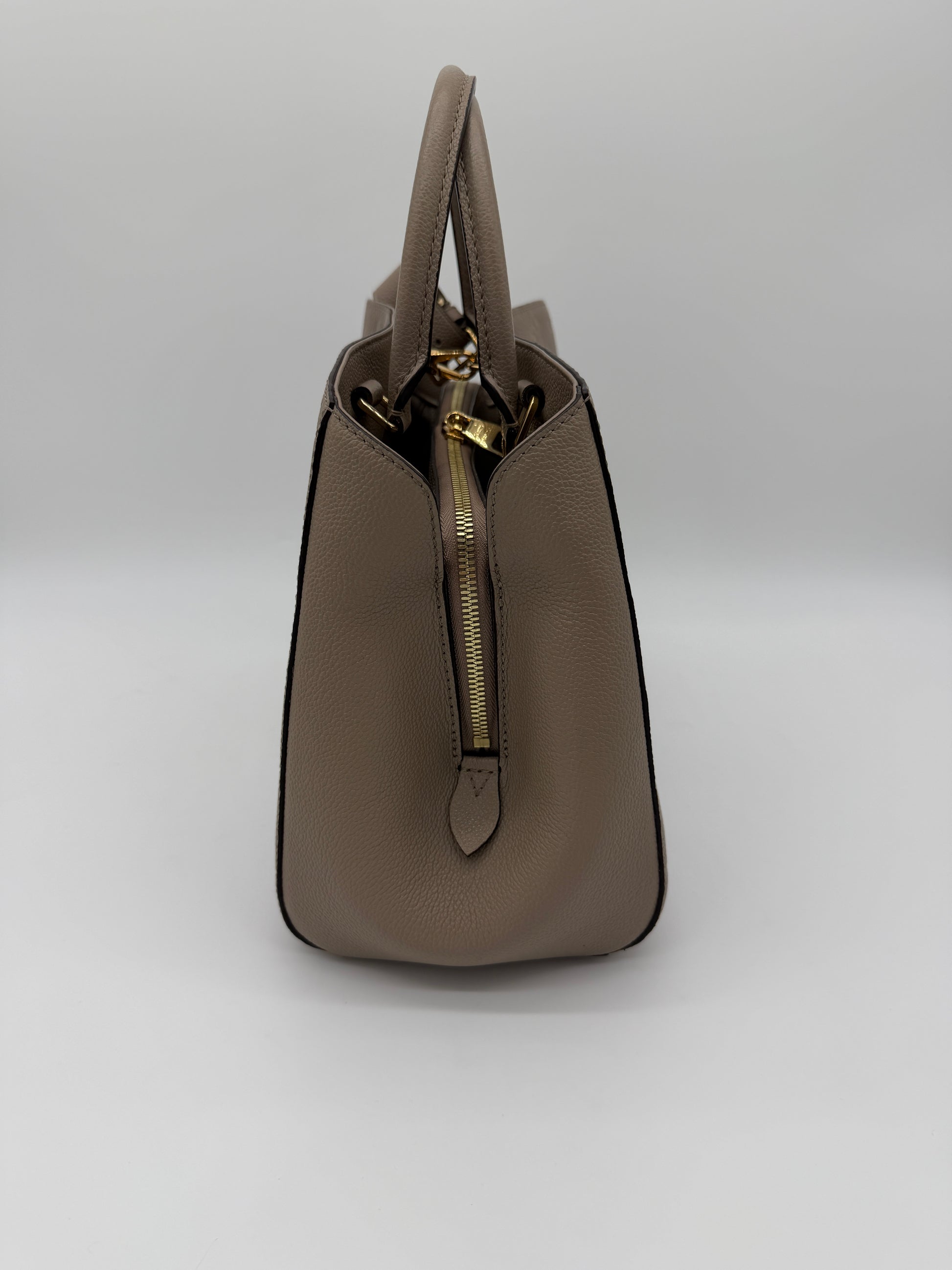 Louis Vuitton Montaigne MM Empreinte