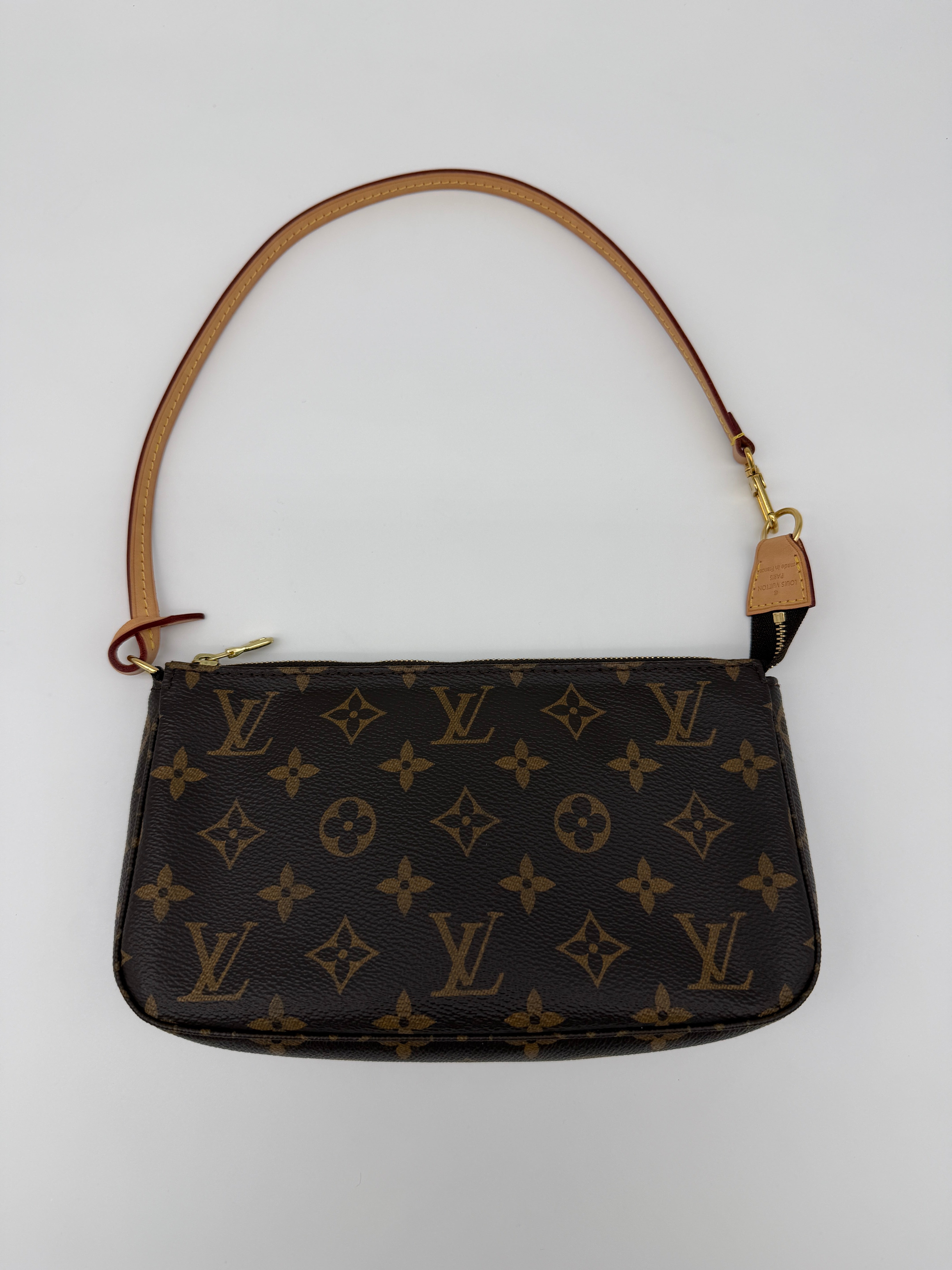Louis Vuitton Monogram Pochette Accesoires