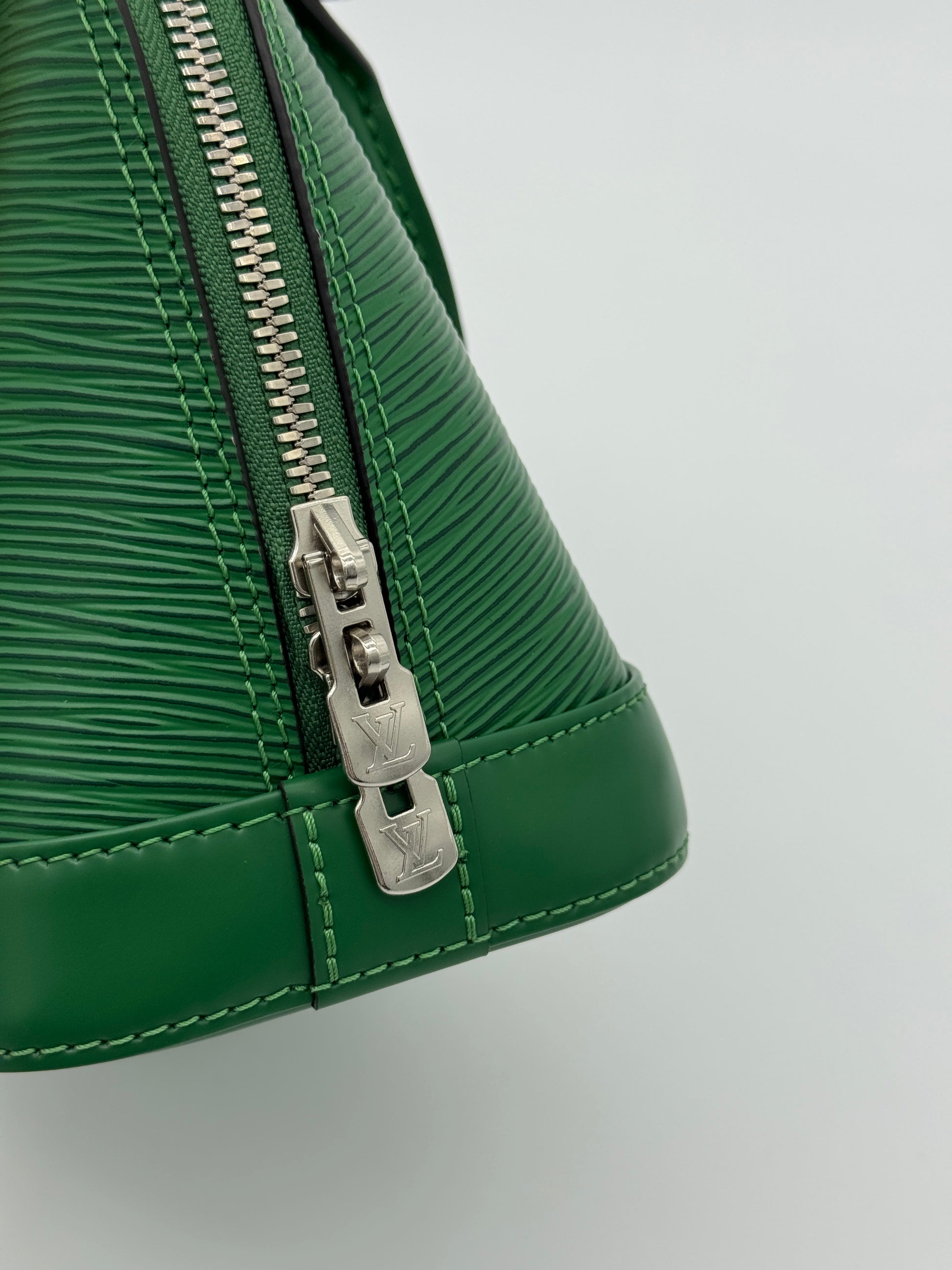 Louis Vuitton Alma BB Epi Borneo Green