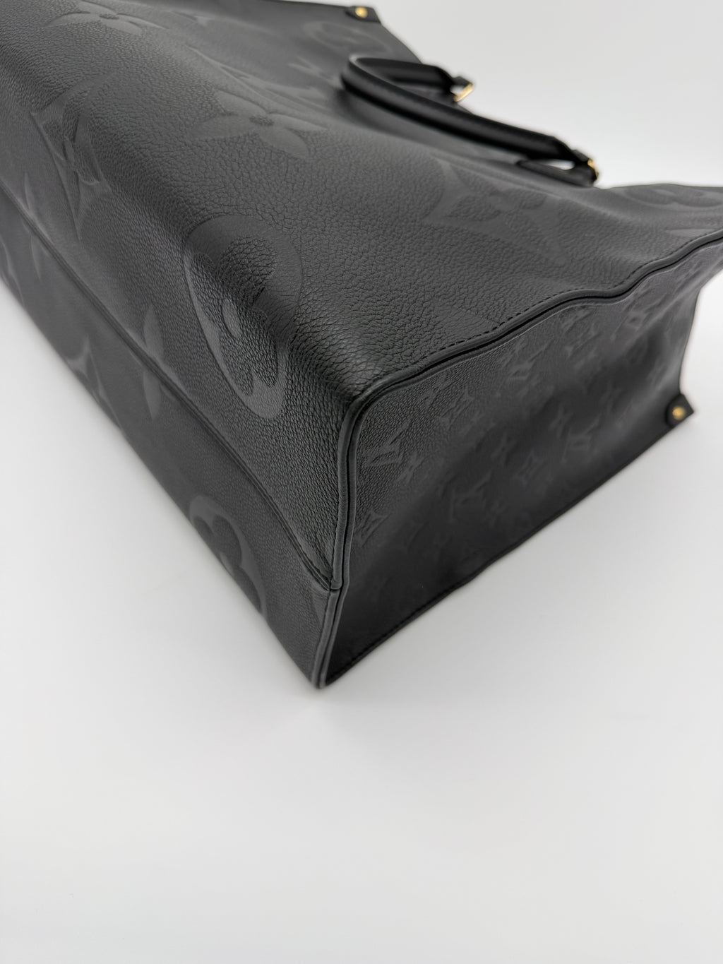 Louis Vuitton OnTheGo GM Empreinte Giant Black