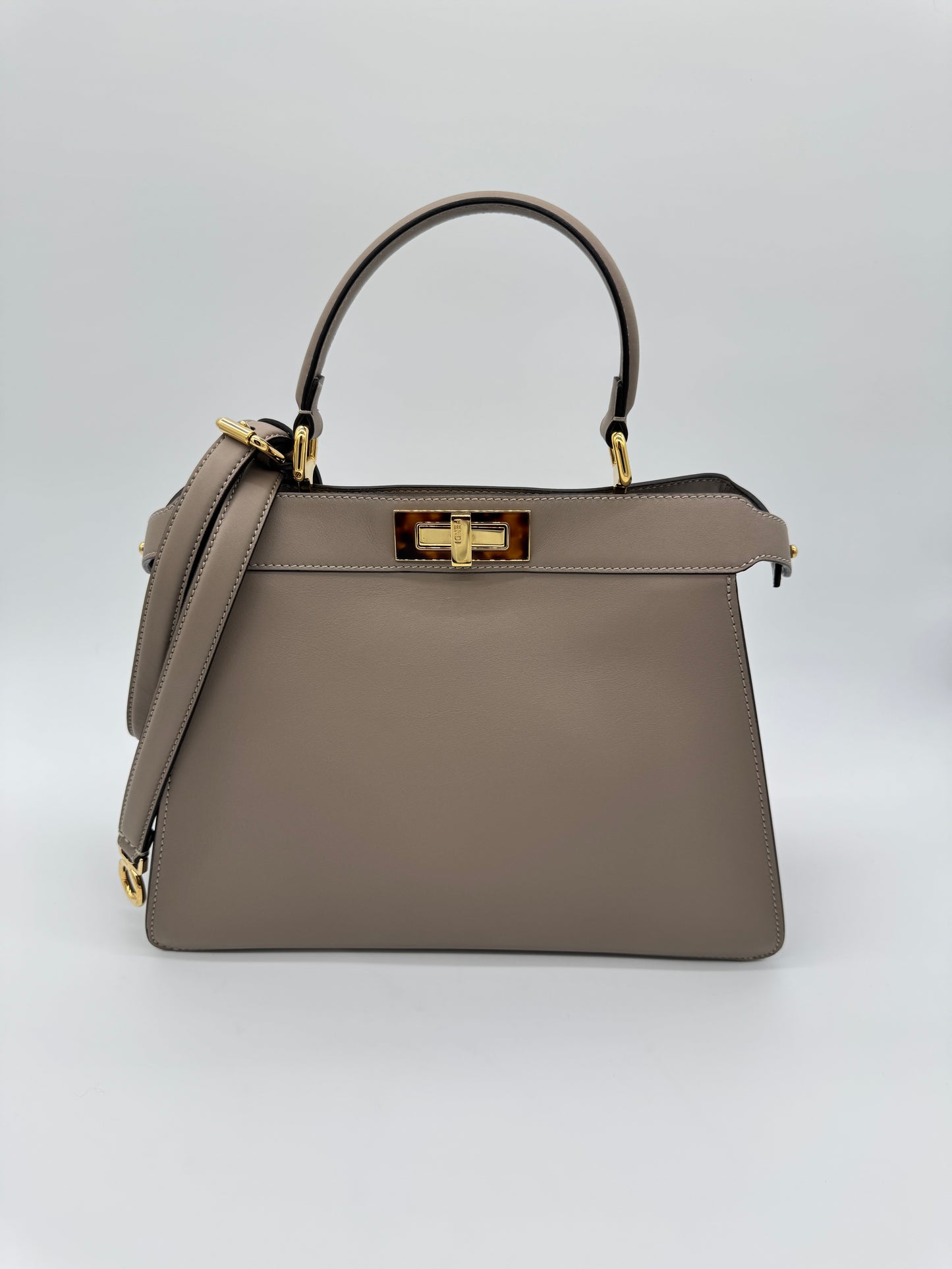 Fendi Peekaboo ISeeU Medium