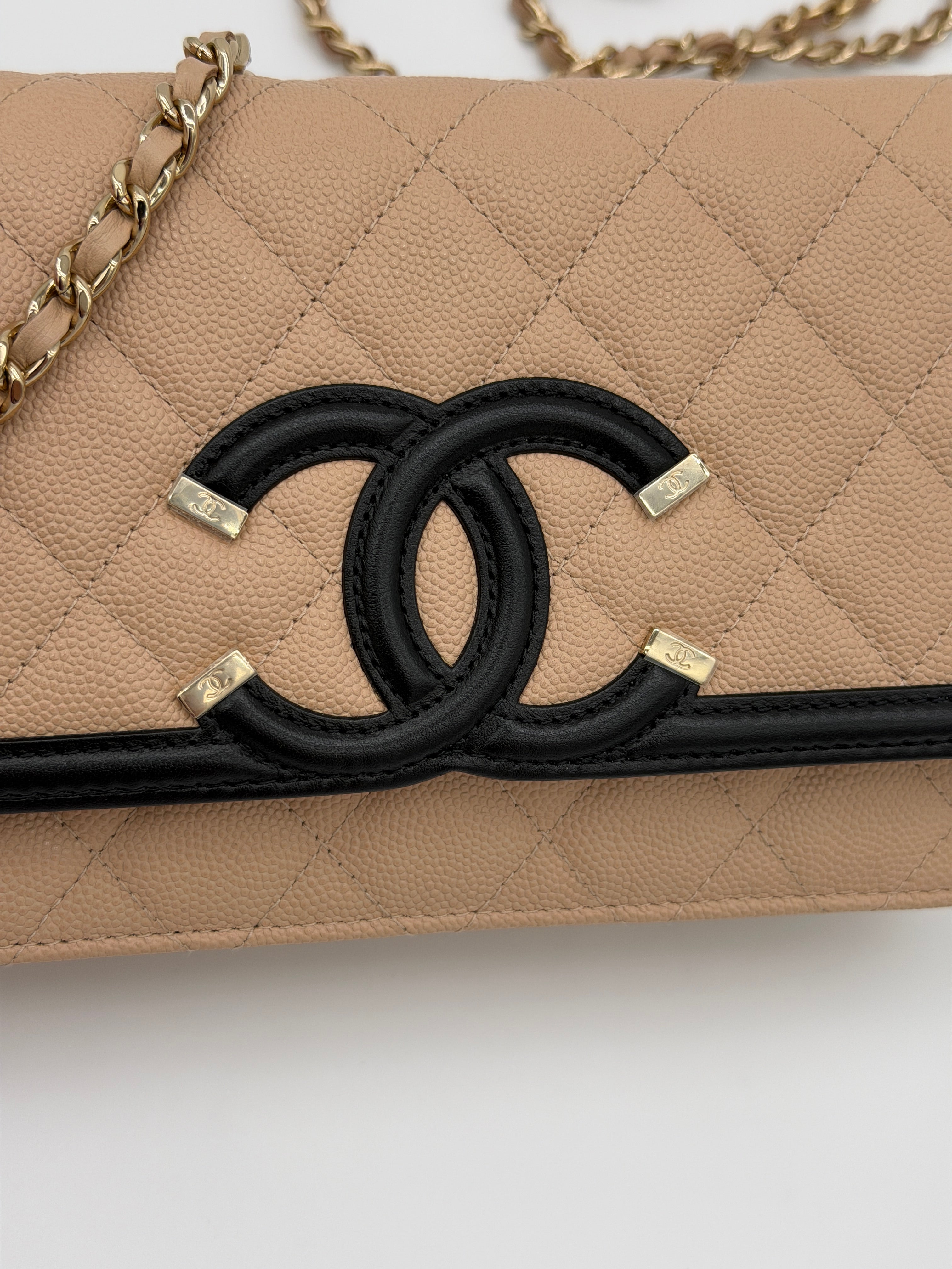 Chanel Filigree Caviar Wallet on Chain