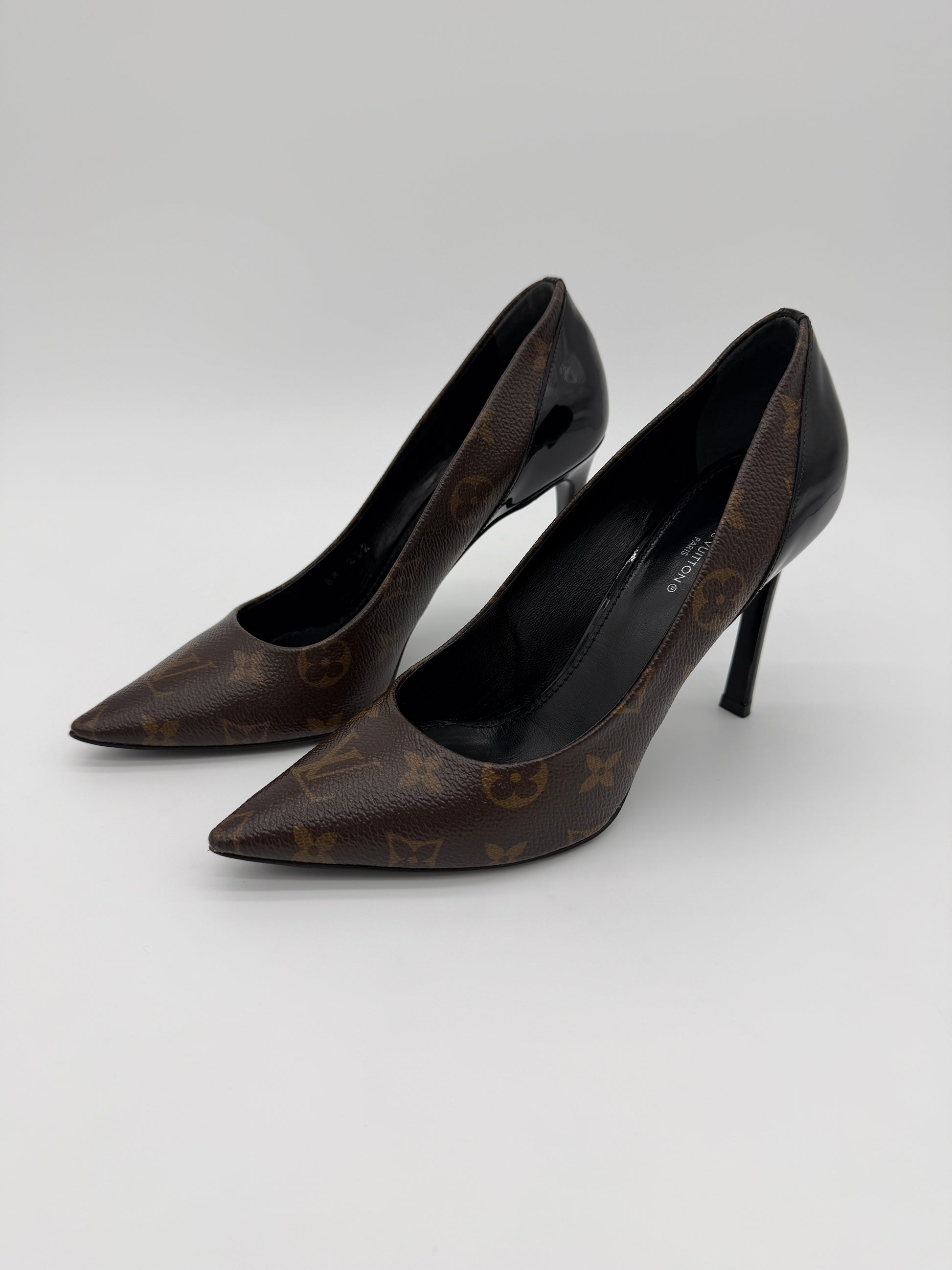 Louis Vuitton Monogram Cherie Pumps Size 38.5