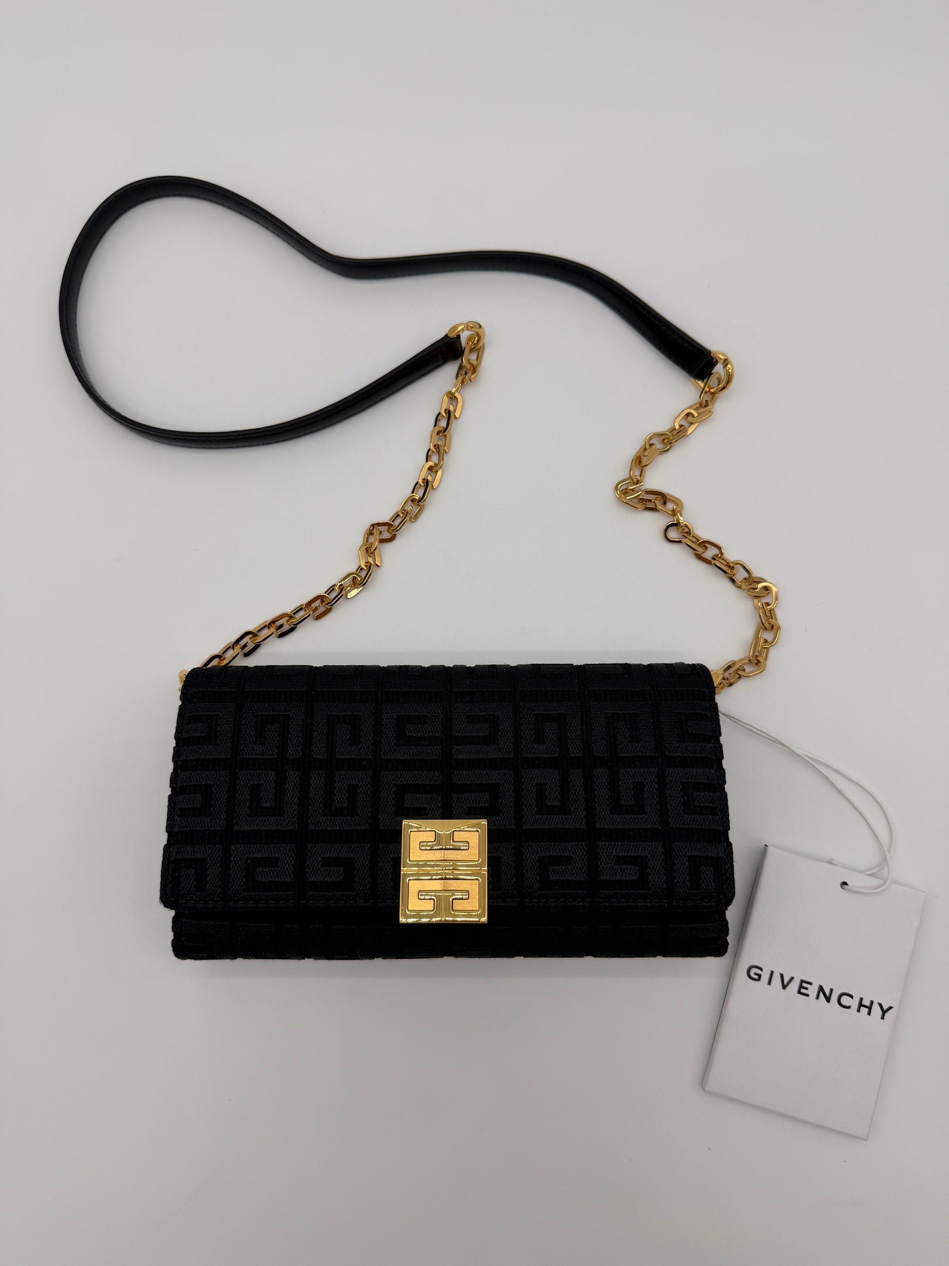 Givenchy Wallet On Chain