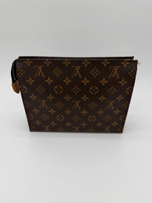 Louis Vuitton Monogram Toiletry 26