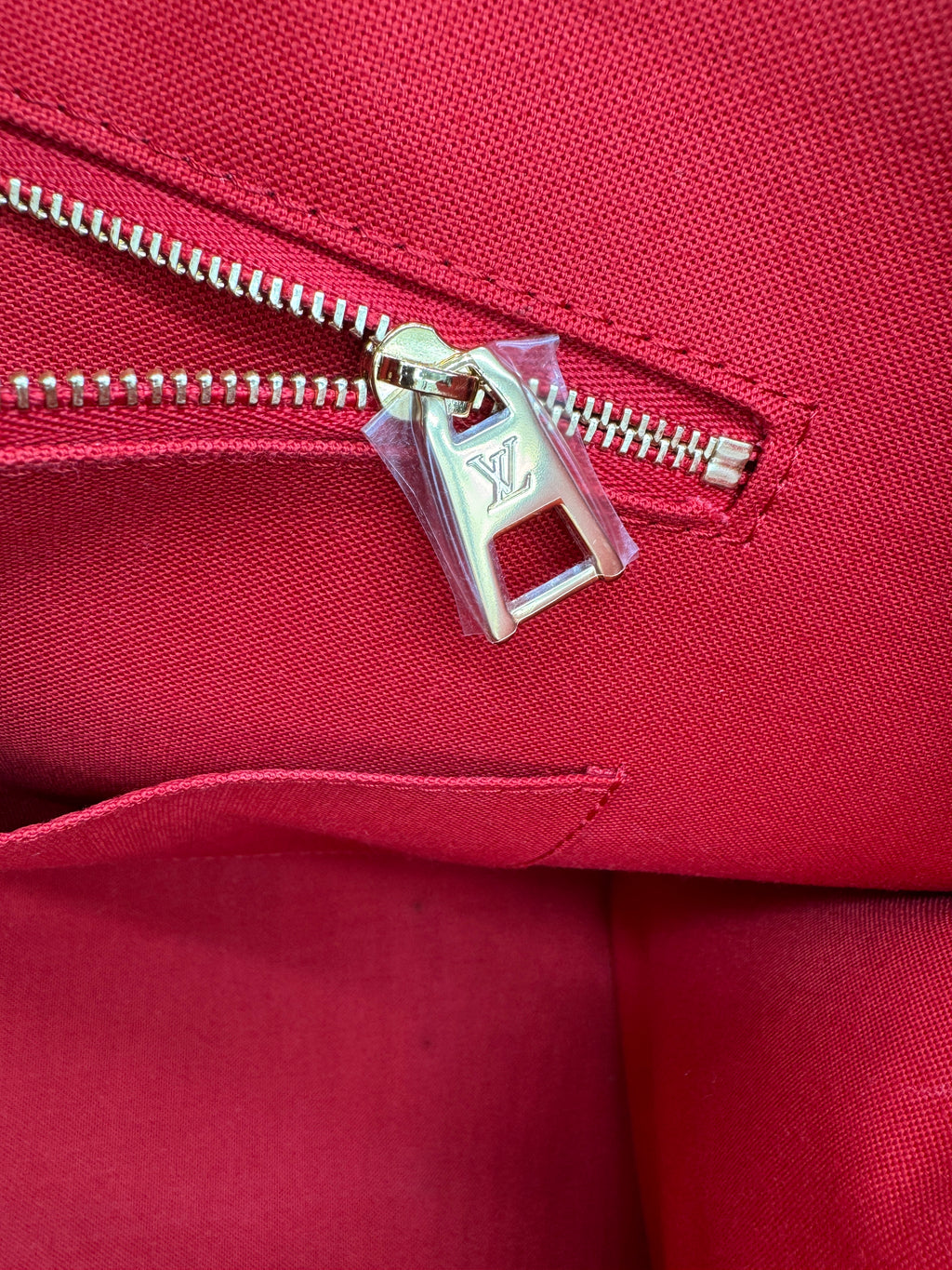 Louis Vuitton OnTheGo GM Reverse Monogram Tote