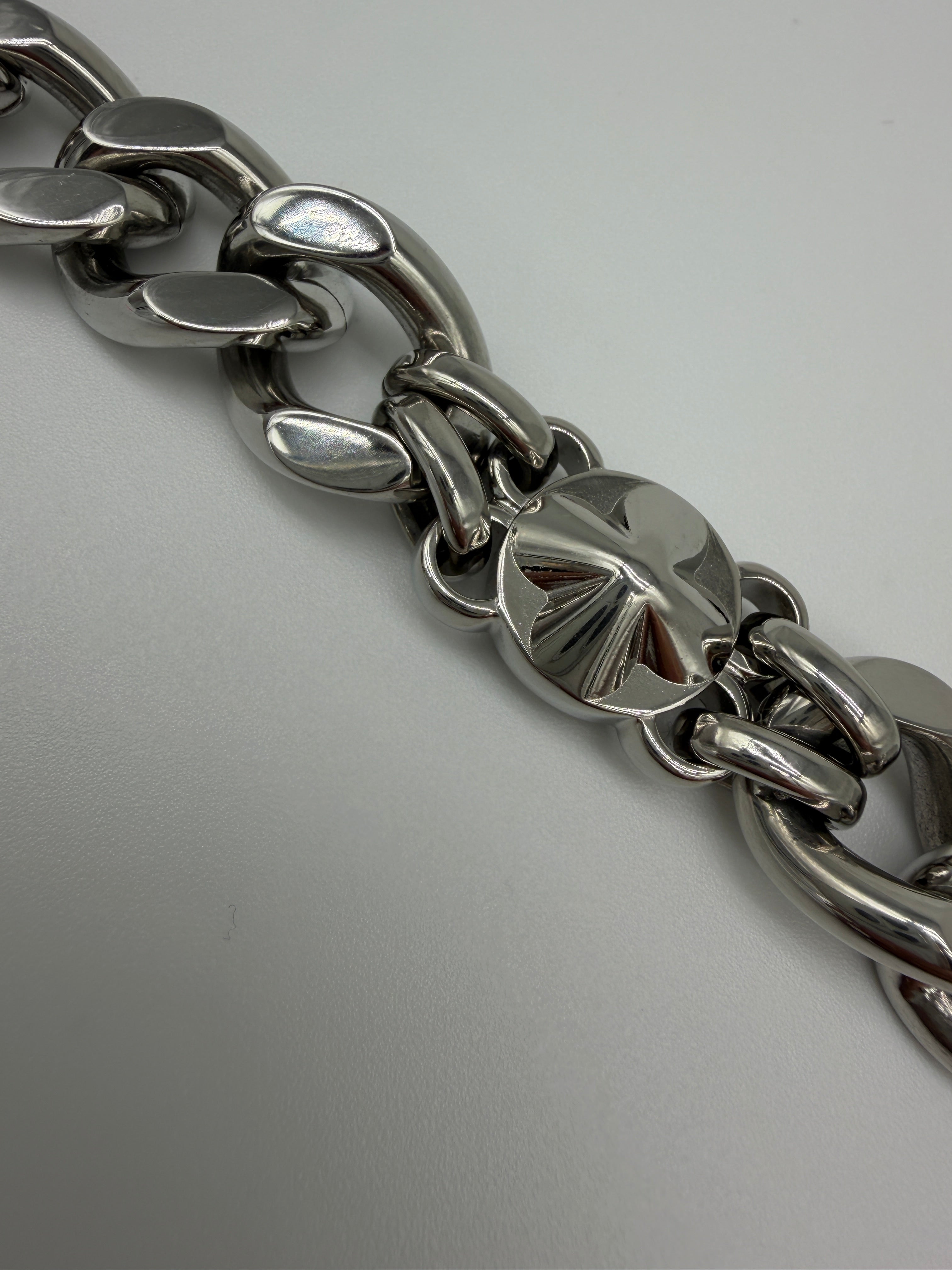 Louis Vuitton Speedy Chain