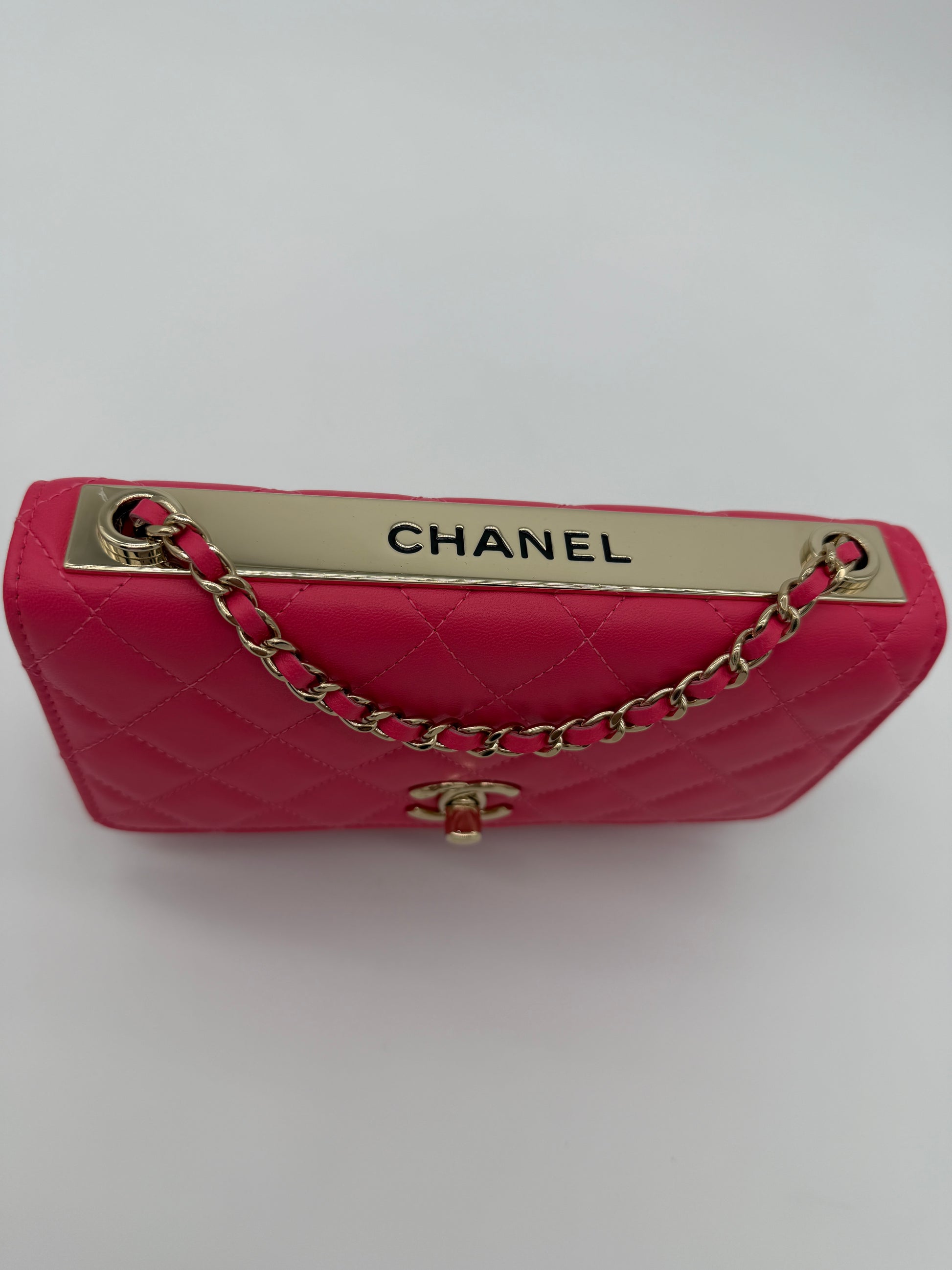 Chanel Trendy Wallet On Chain