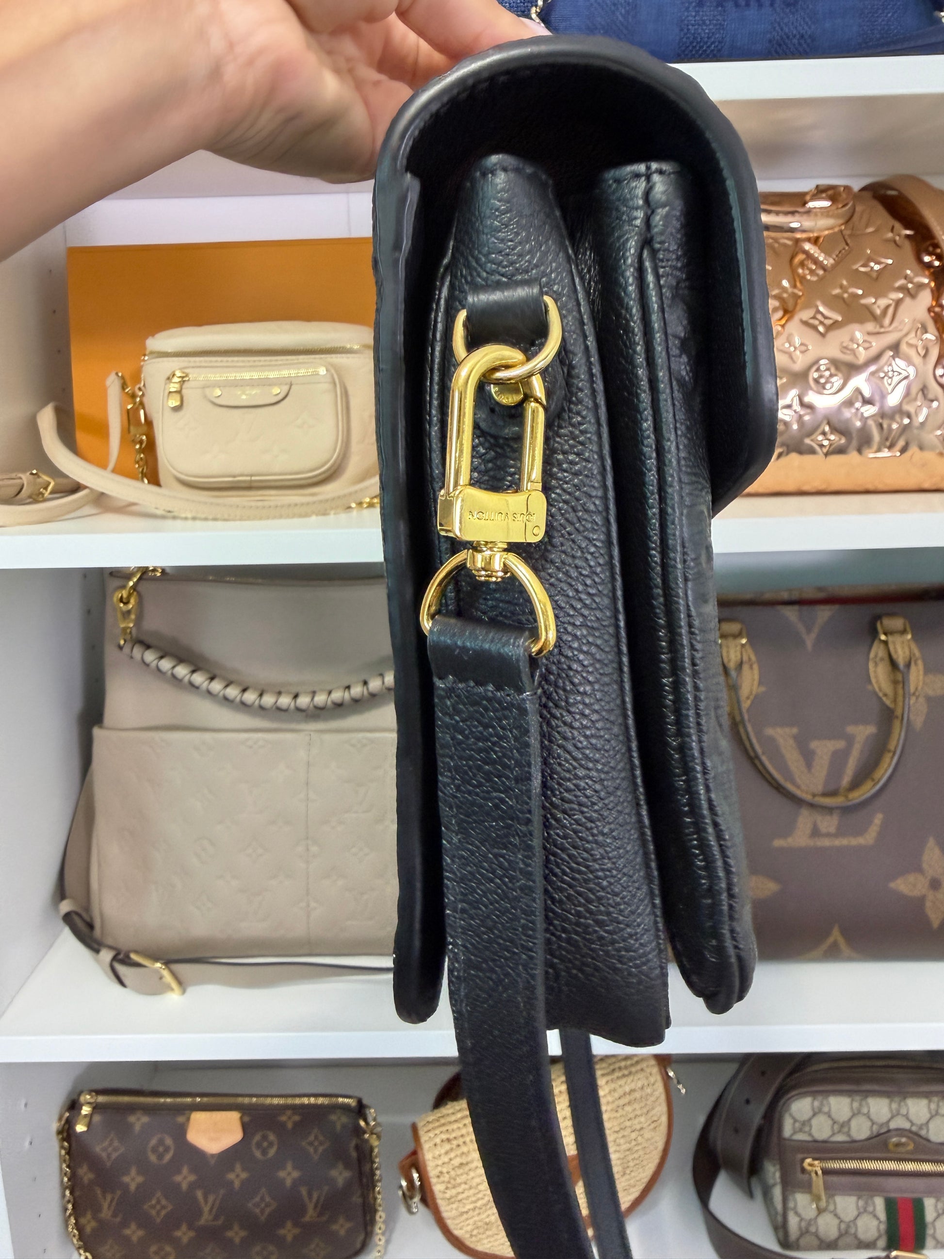 Louis Vuitton Black Empreinte Pochette Métis