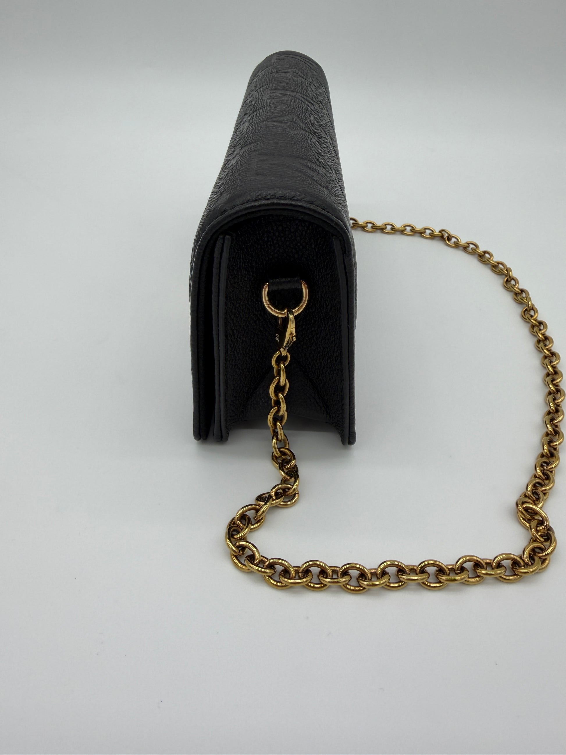Louis Vuitton Lily Wallet on Chain Black Empreinte