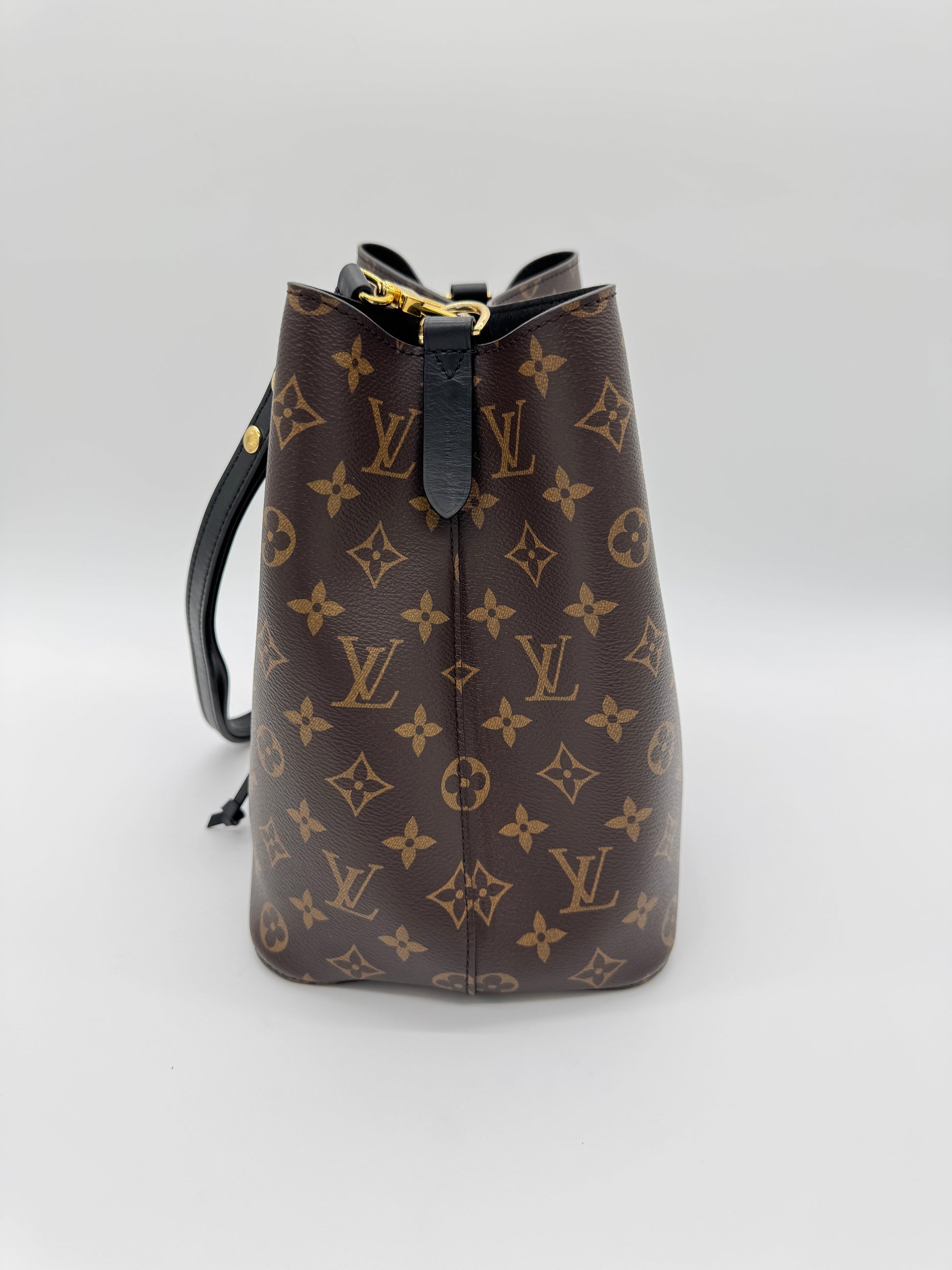 Louis Vuitton NeoNoe MM