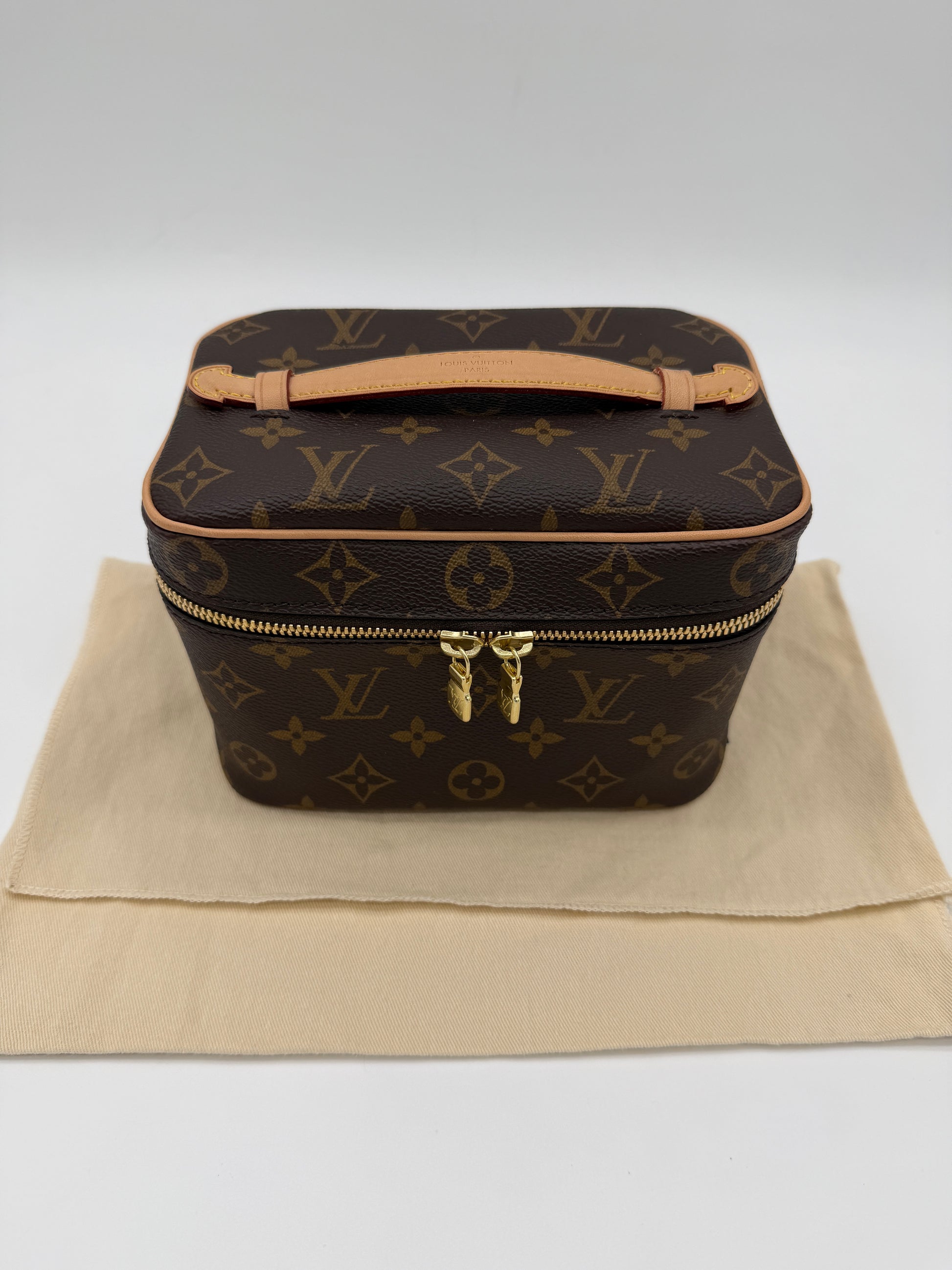 Louis Vuitton Nice Mini Vanity