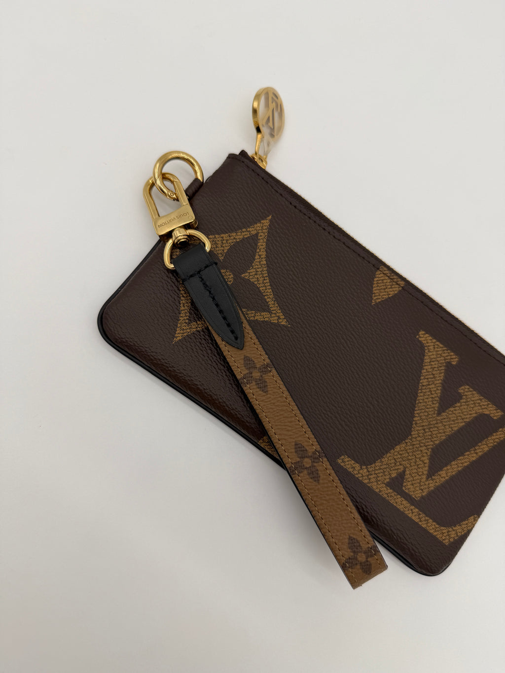 Louis Vuitton Monogram Giant Pochette with Wrist Strap