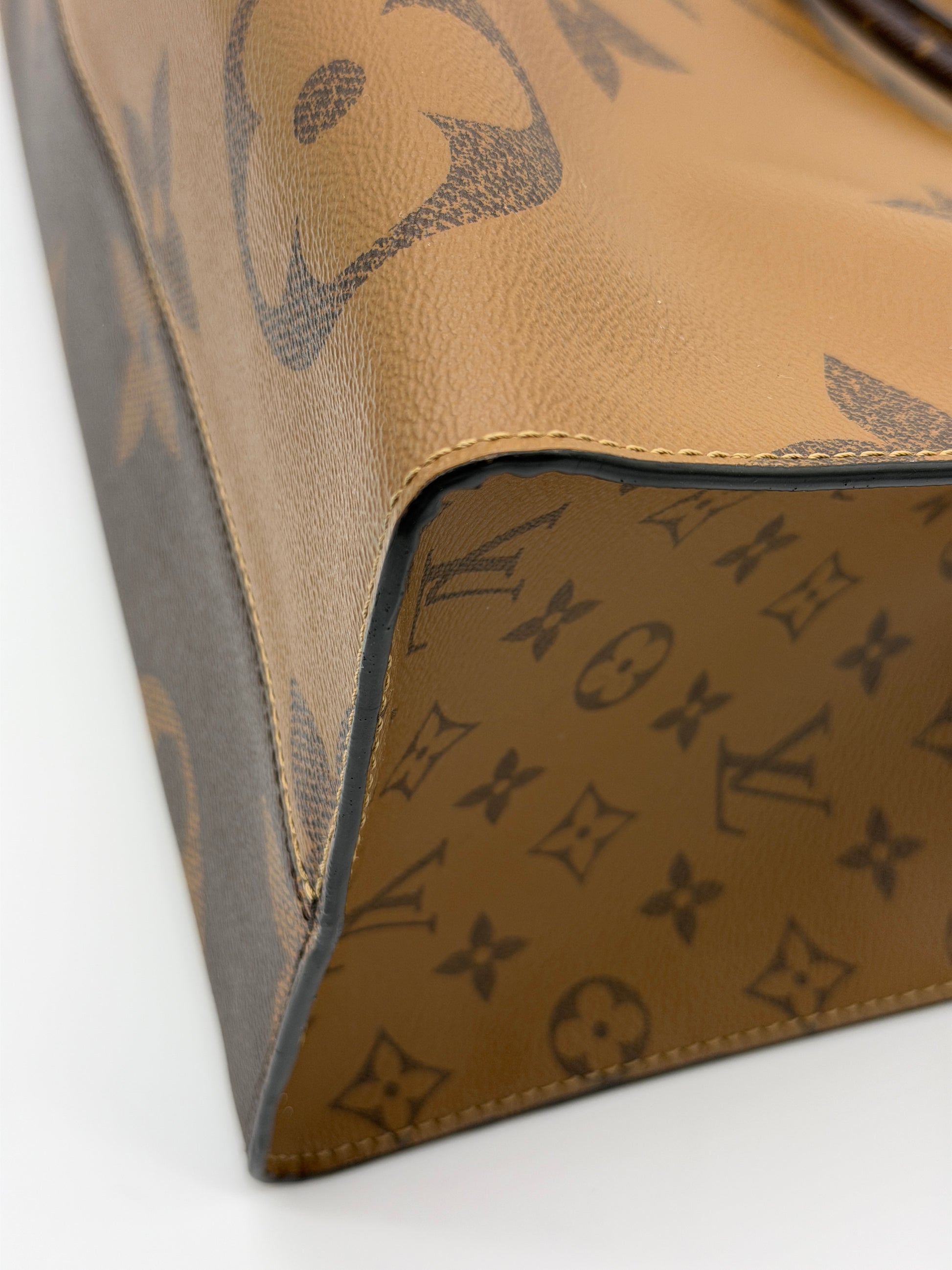 Louis Vuitton OnTheGo GM Reverse Monogram