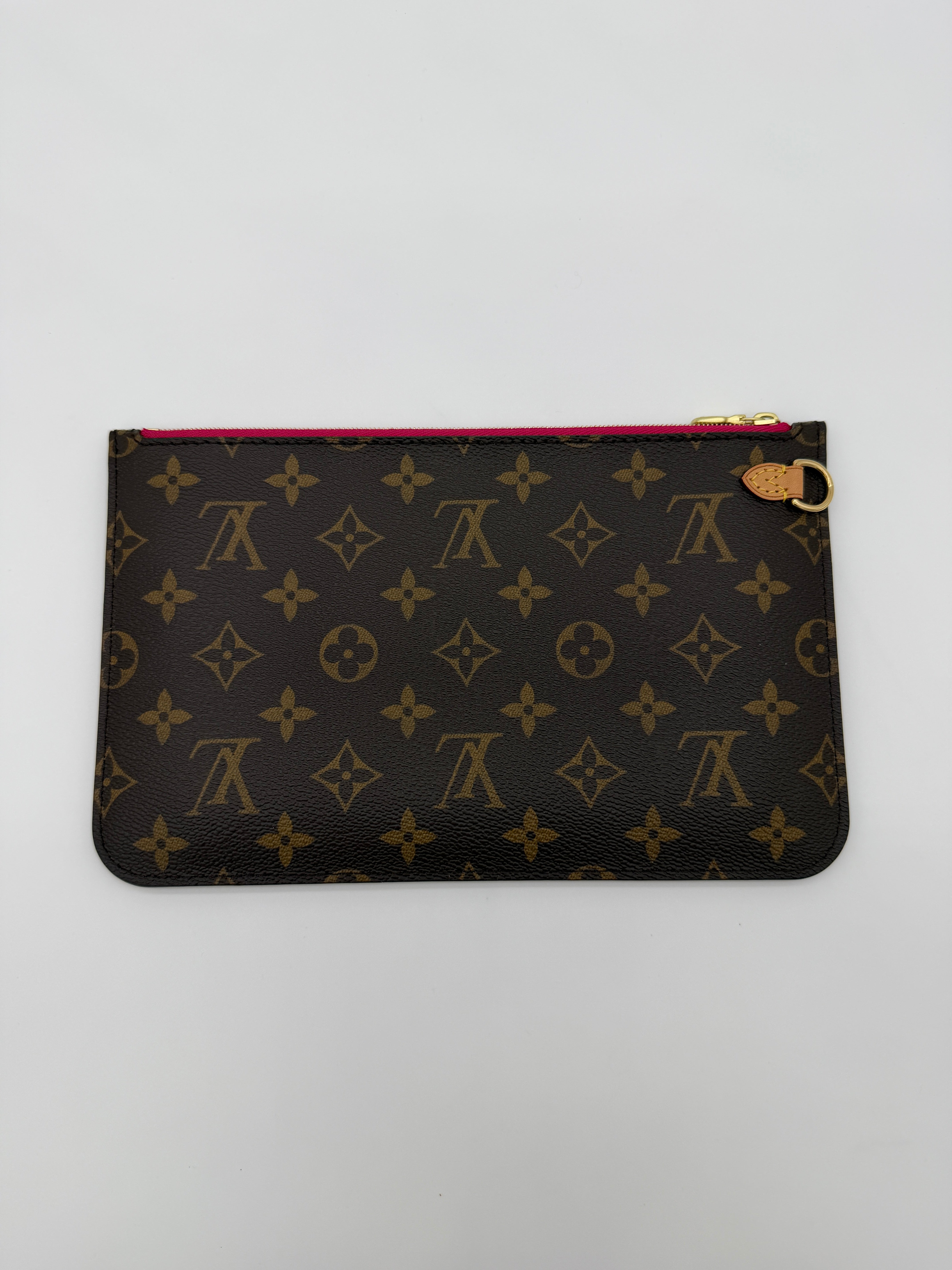 Louis Vuitton Monogram Neverfull Pochette