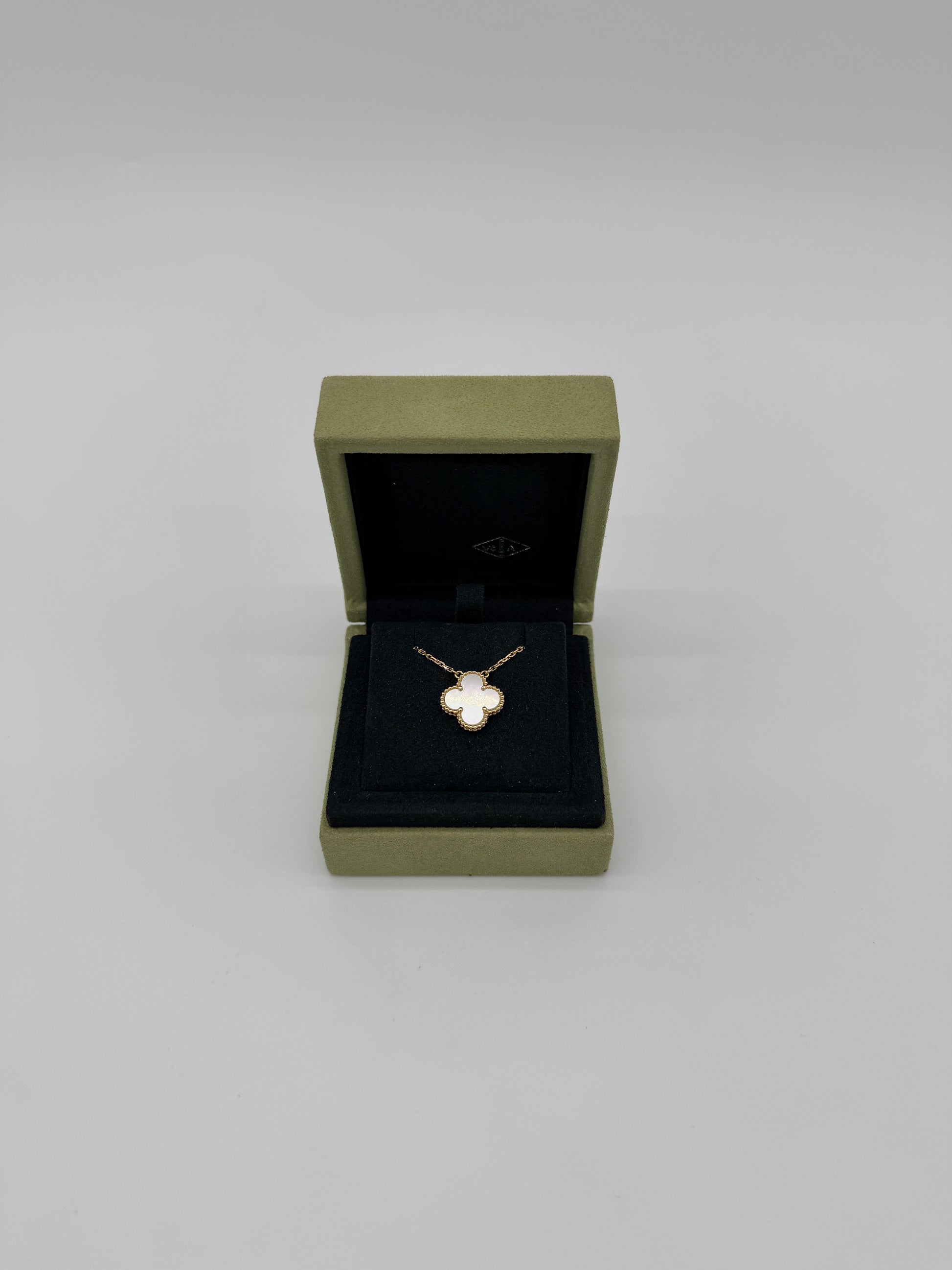Van Cleef & Arpels Vintage Alhambra Mother of Pearl Necklace