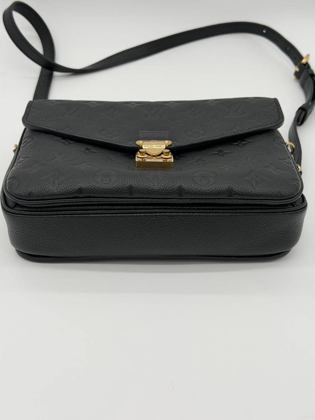 Louis Vuitton Pochette Metis Black Empreinte