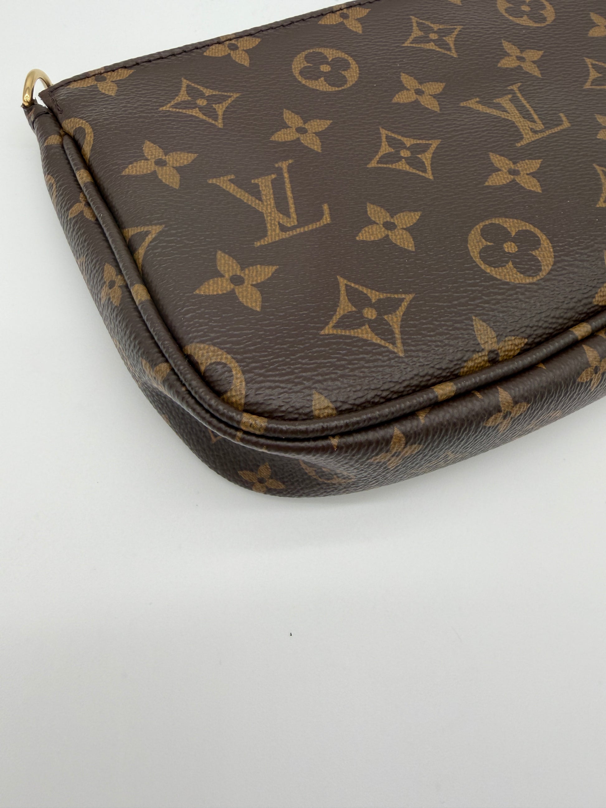 Louis Vuitton Large Pochette From MPA