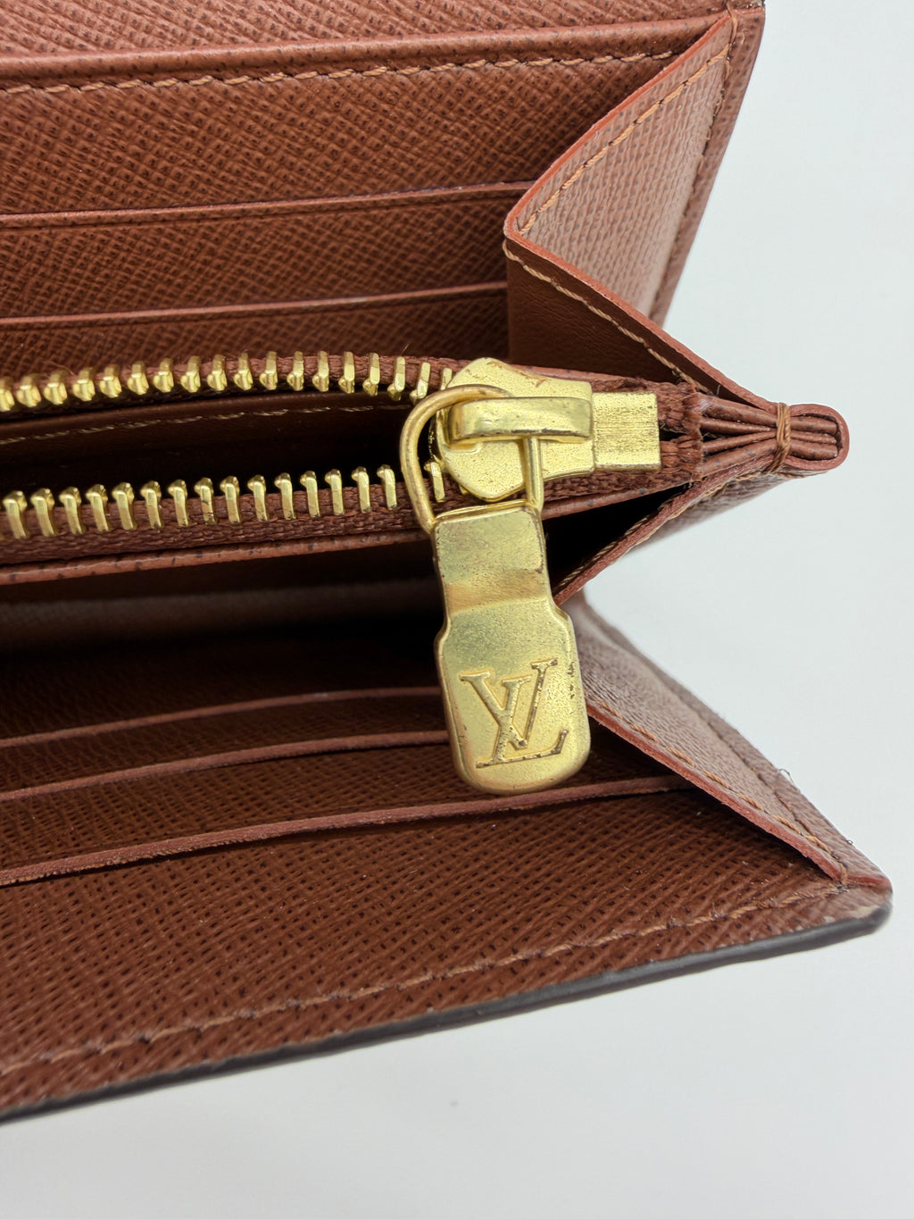 Louis Vuitton Monogram Sarah Wallet