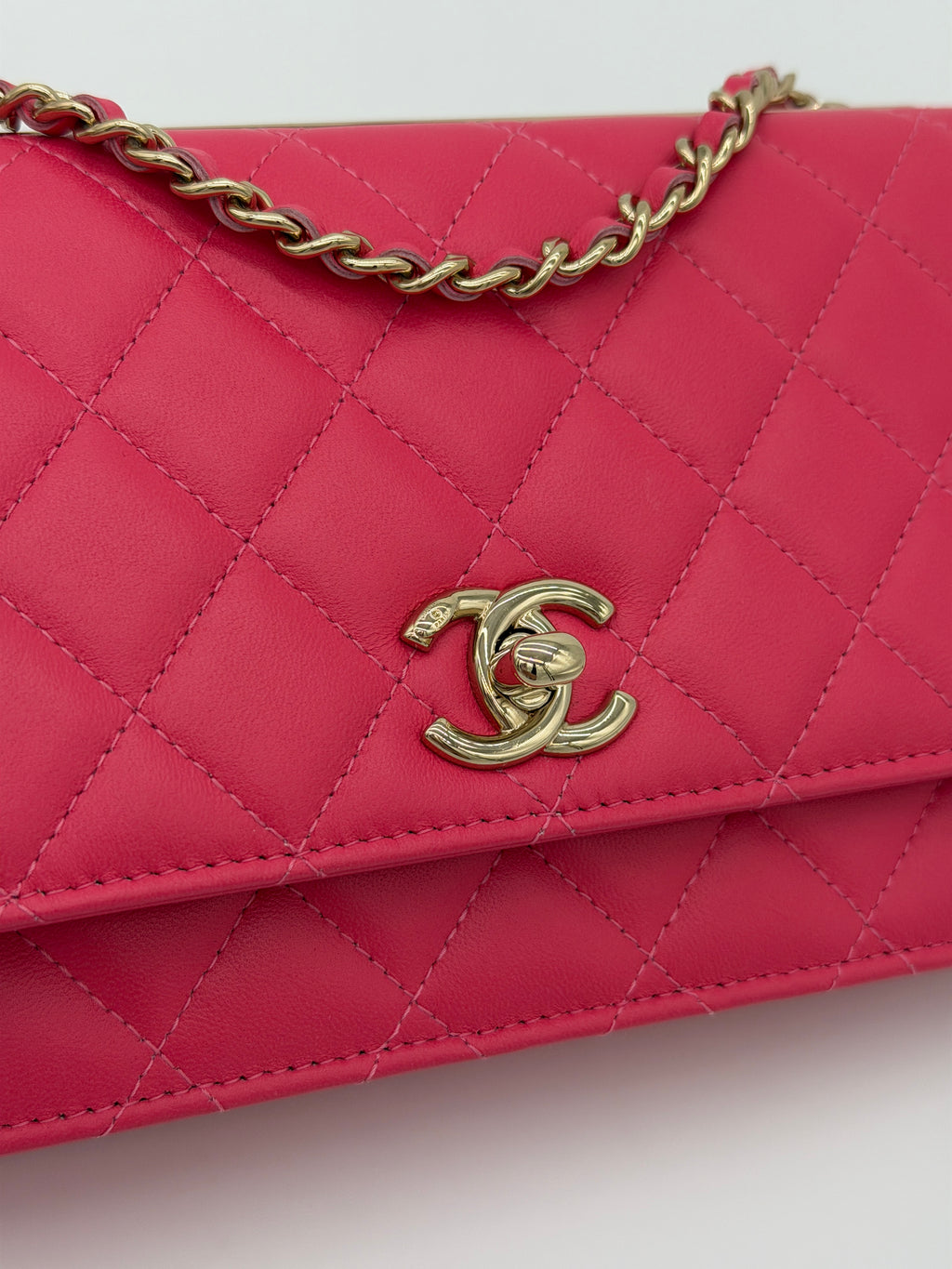 Chanel Trendy Wallet On Chain