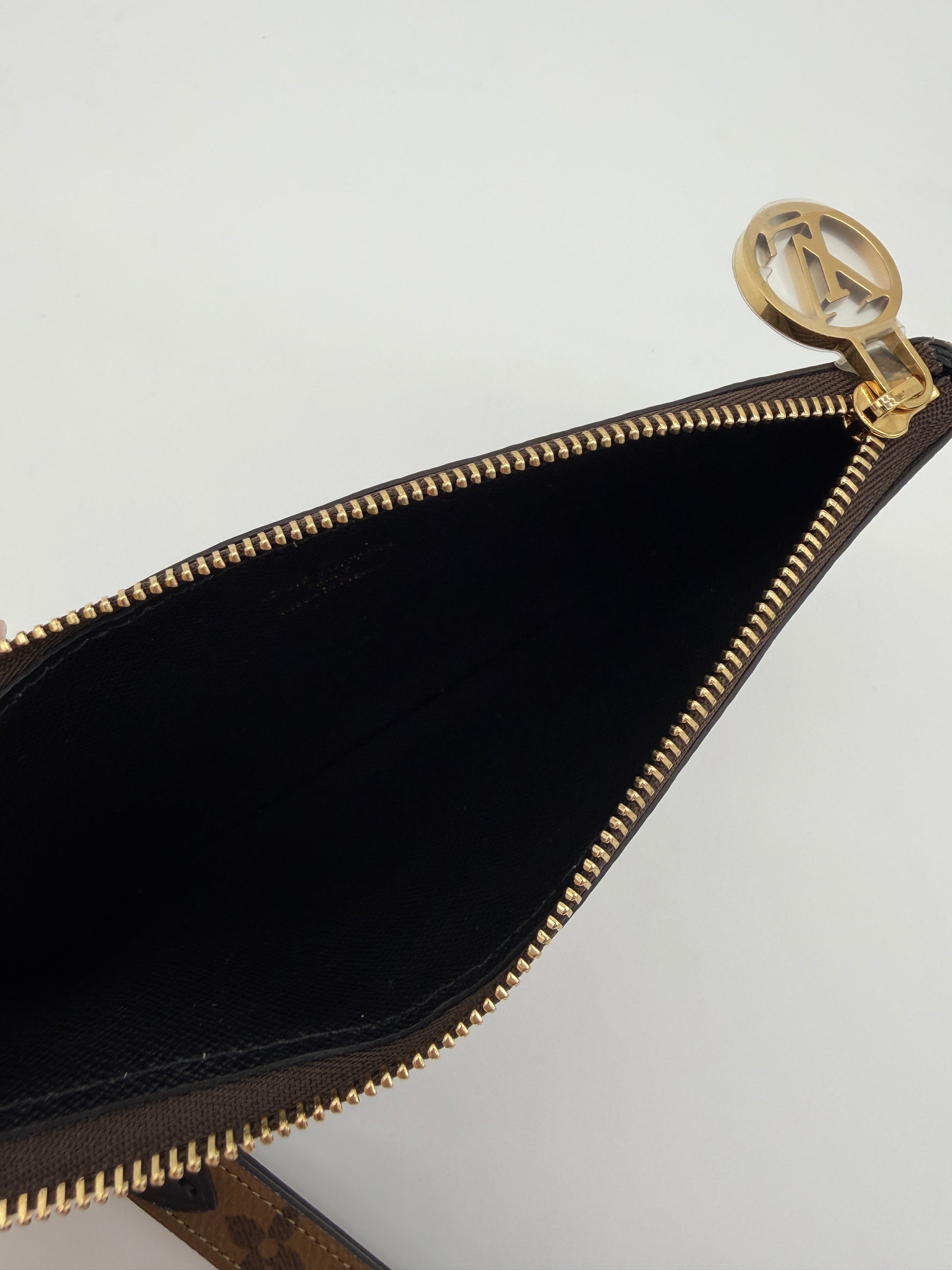 Louis Vuitton Monogram Giant Pochette with Wrist Strap