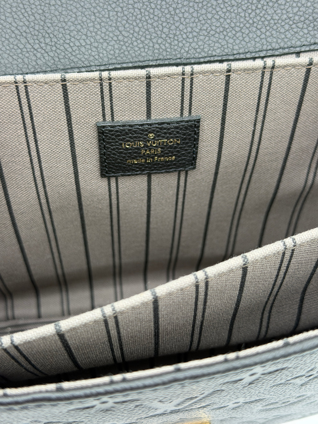 Louis Vuitton Pochette Metis Black Empreinte