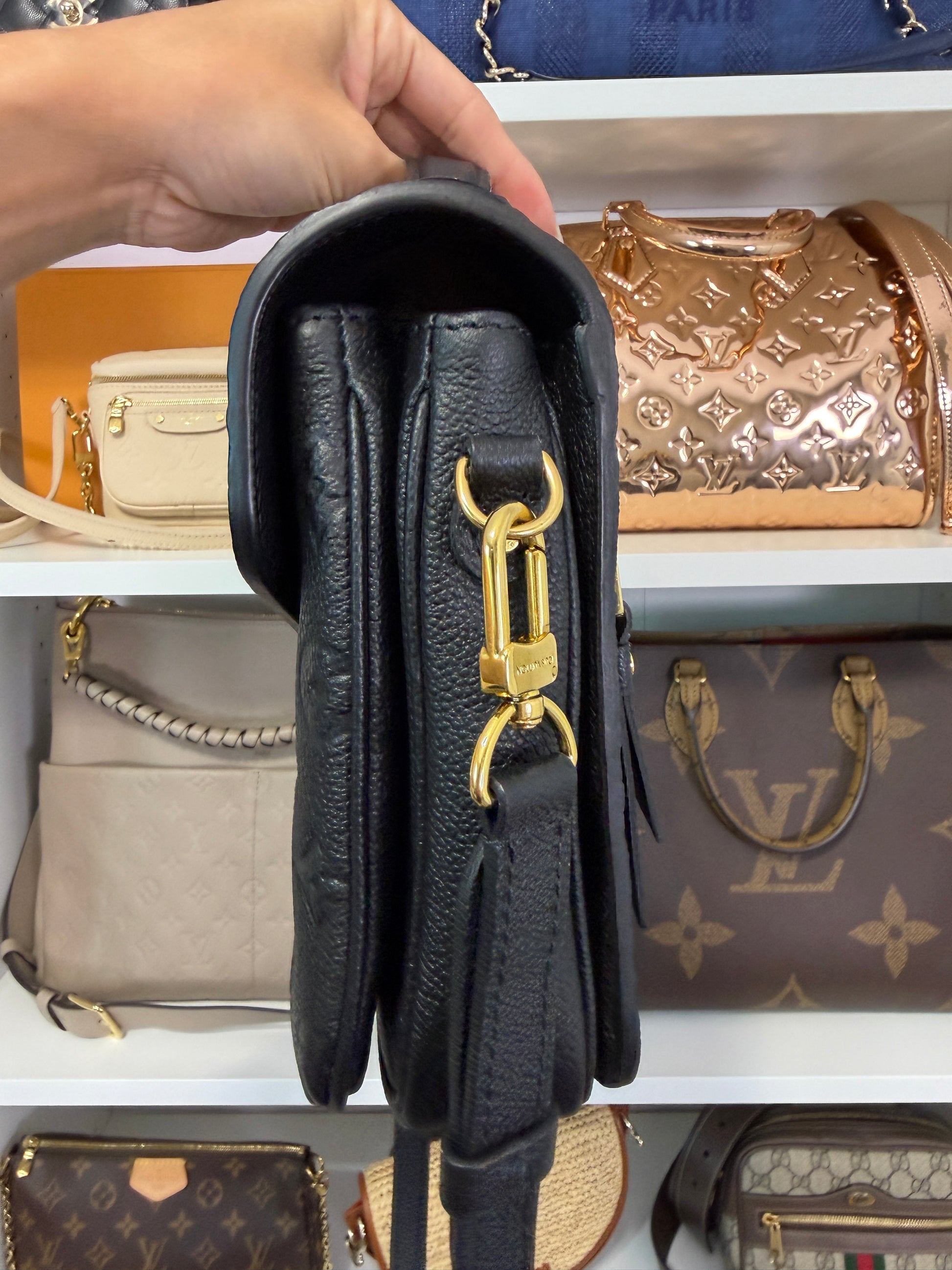 Louis Vuitton Black Empreinte Pochette Métis