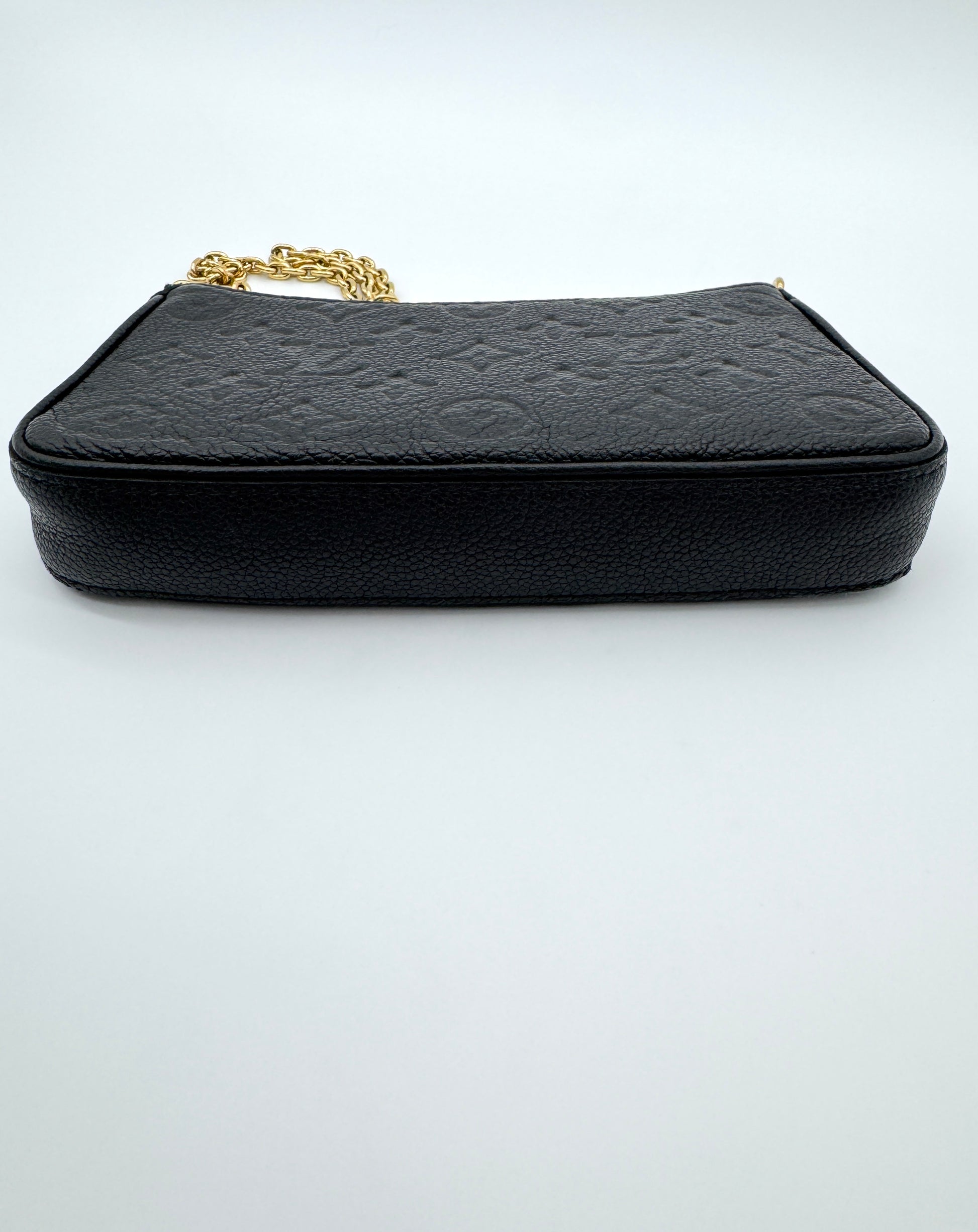 Louis Vuitton Easy Pouch on Strap