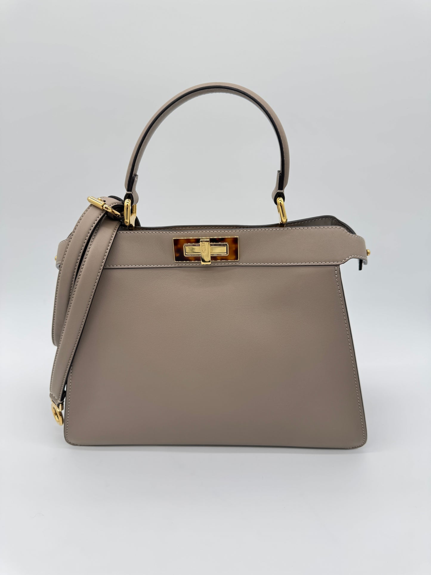 Fendi Peekaboo ISeeU Medium