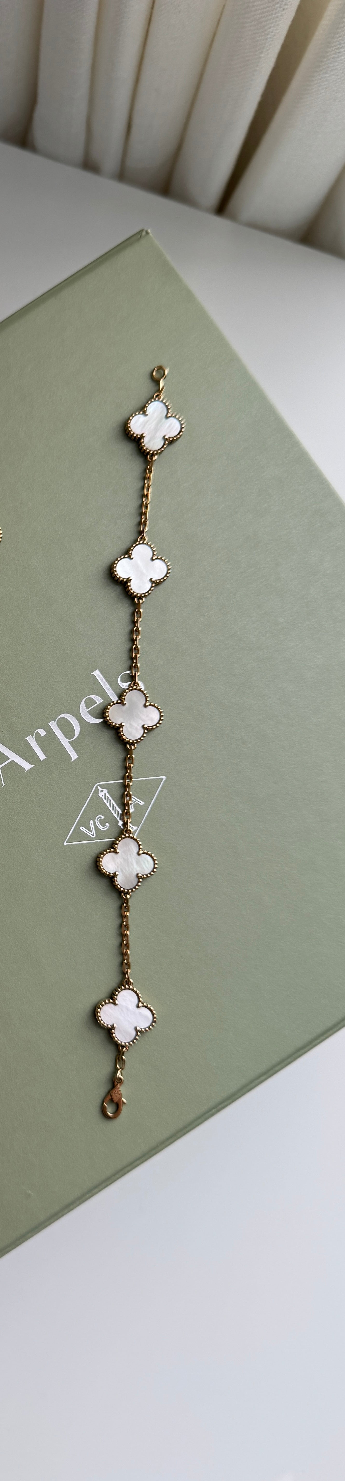 Van Cleef & Arpels 18k Yellow Gold Vintage Alhambra Mother of Pearl 5 Motifs Bracelet