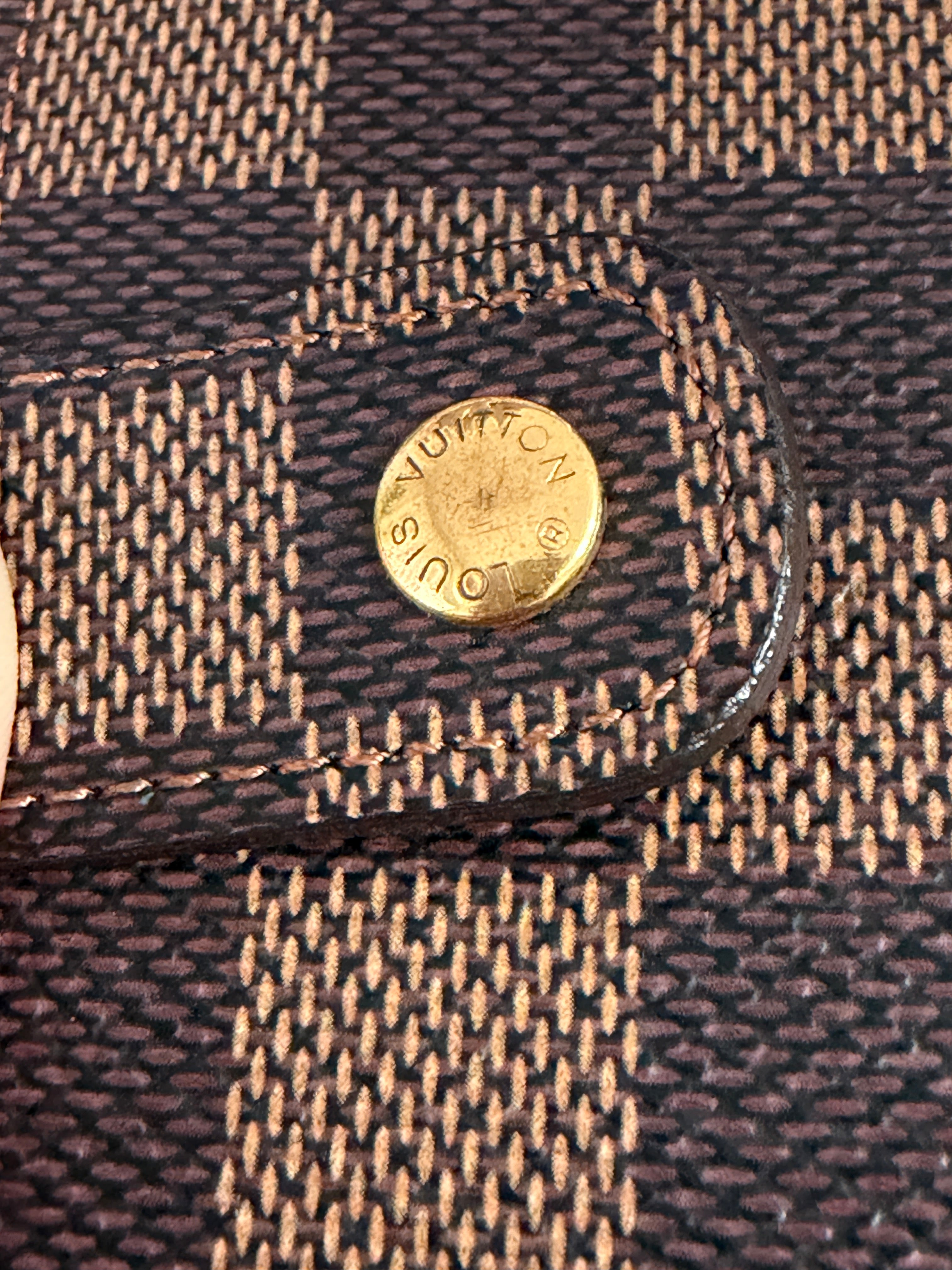 Louis Vuitton Damier Ebene Agenda MM