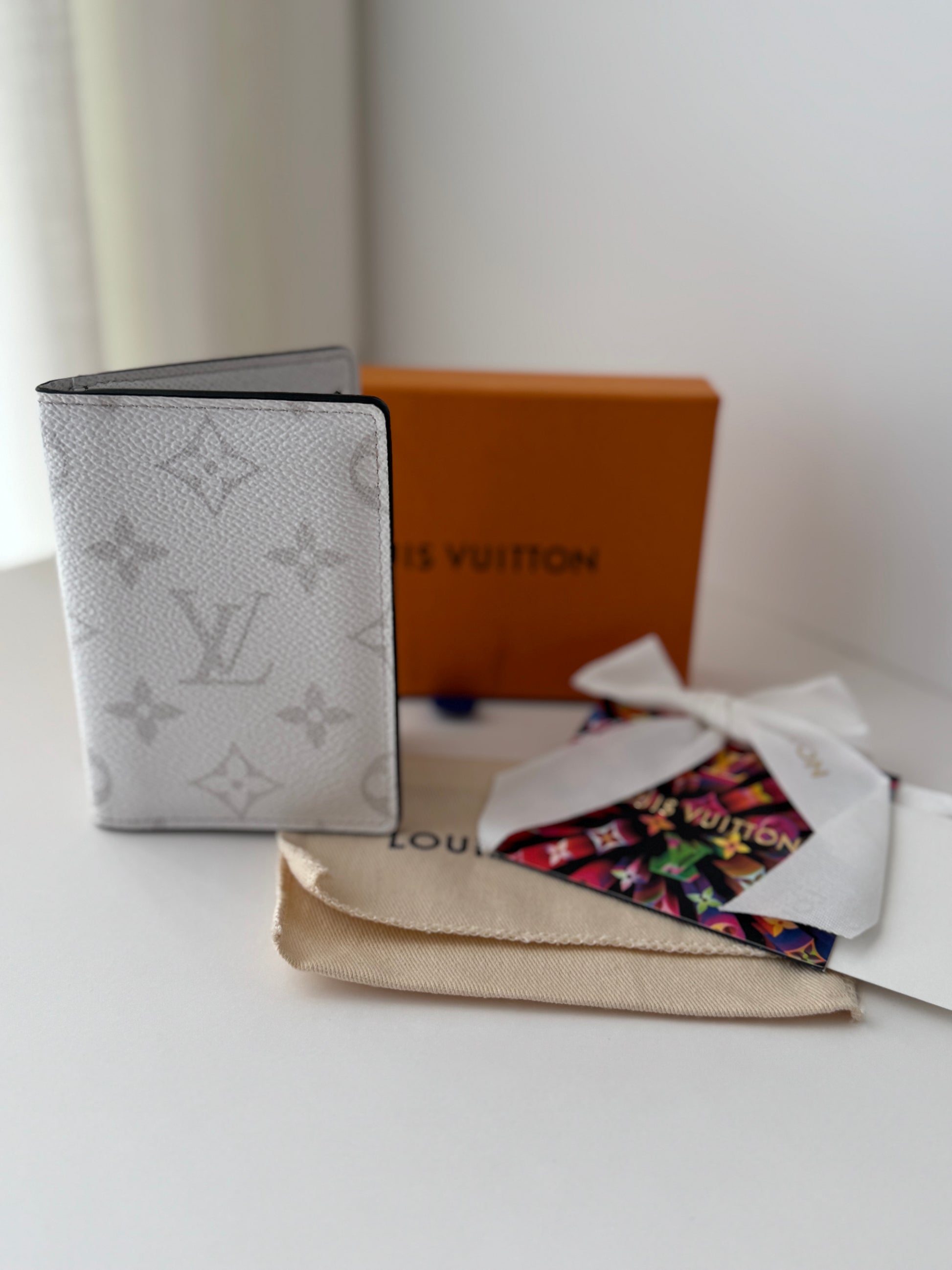Louis Vuitton Pocket Organizer Optical White