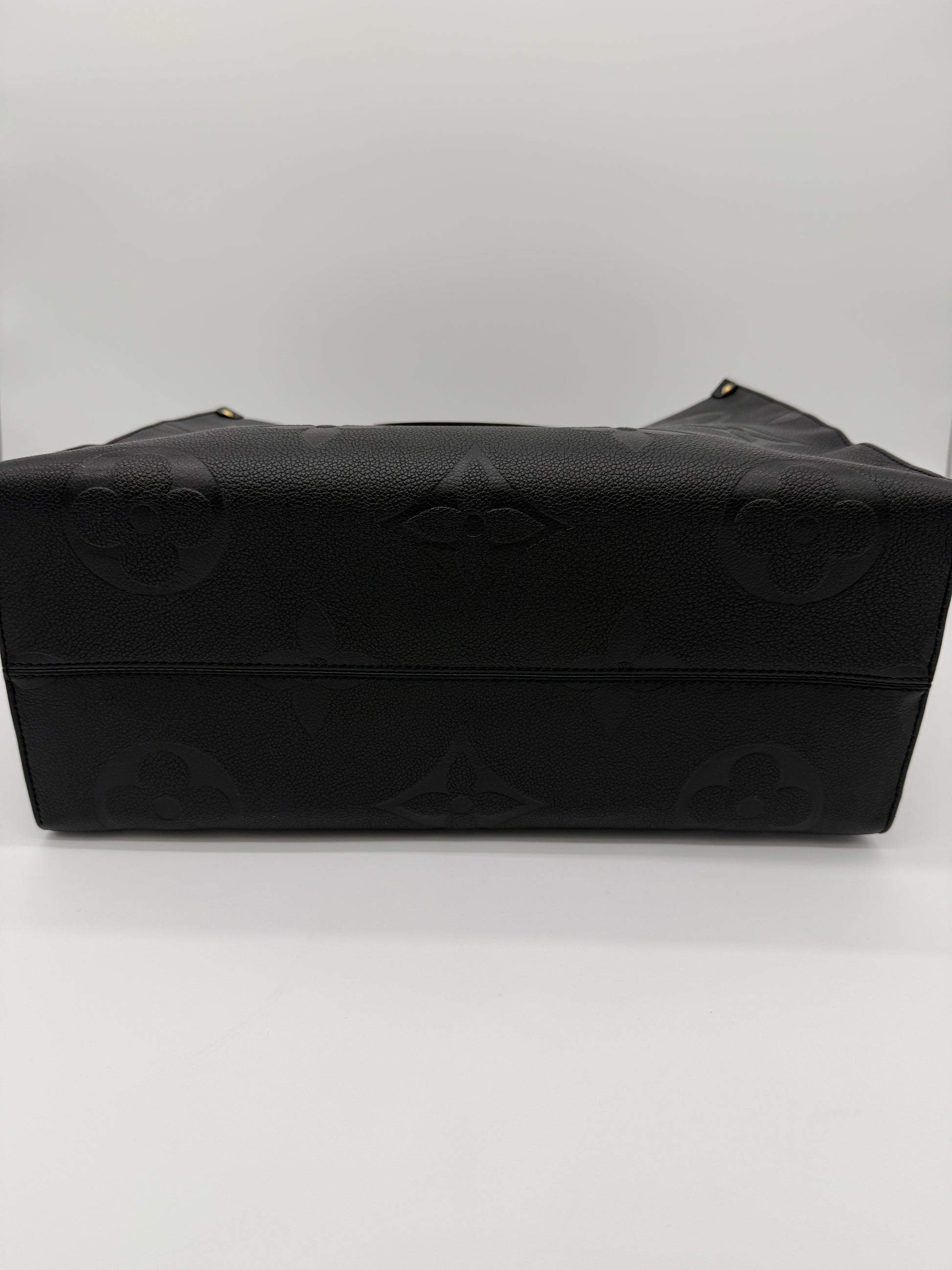 Louis Vuitton OnTheGo GM Empreinte Giant Black