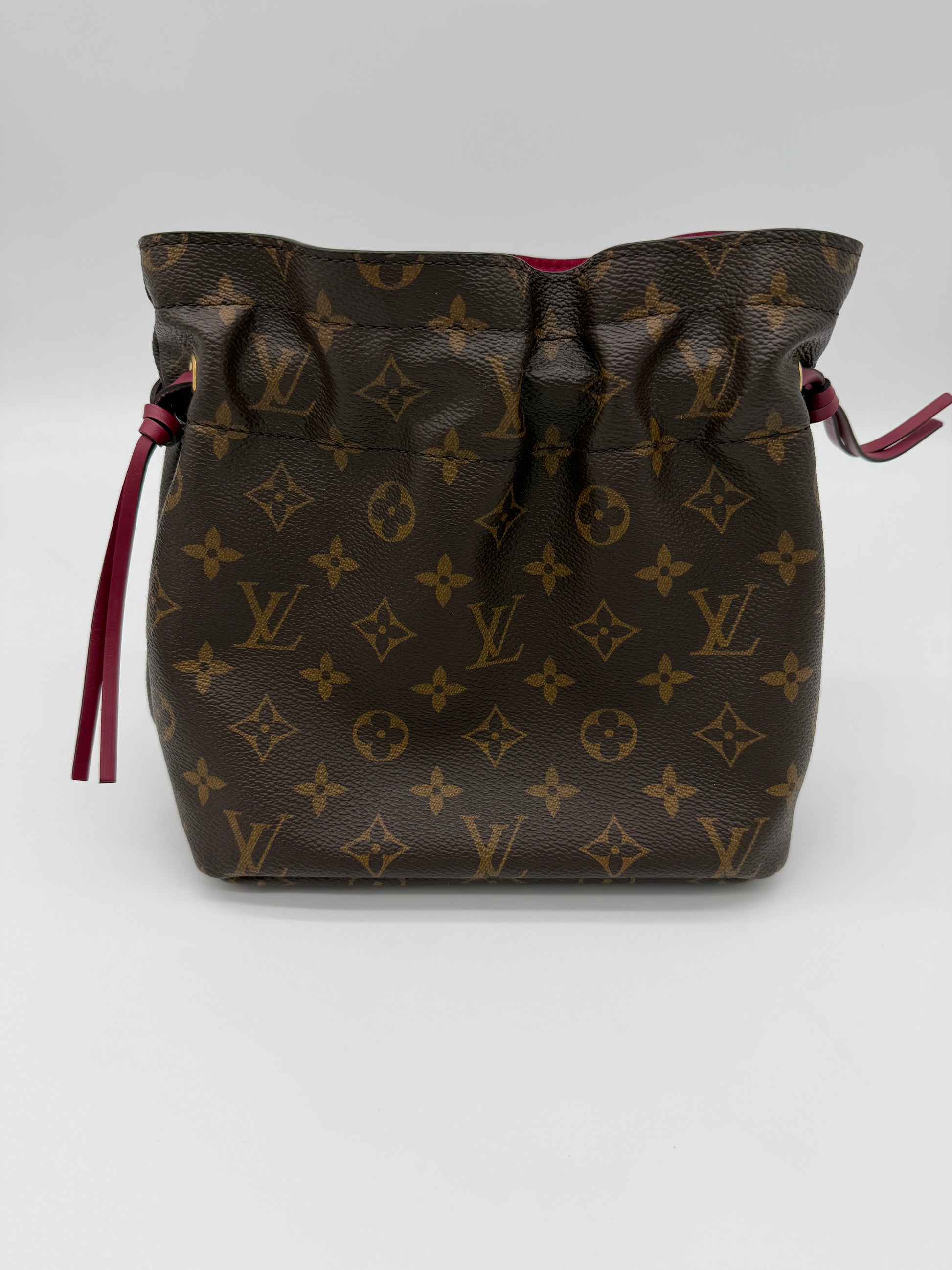 Louis Vuitton Noe Pouch