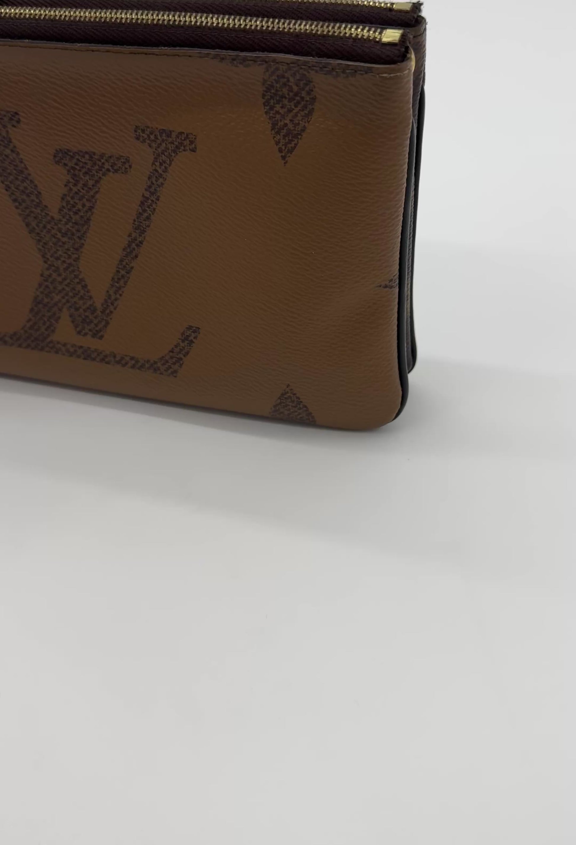 Louis Vuitton Double Zip Pochette Reverse Monogram Giant