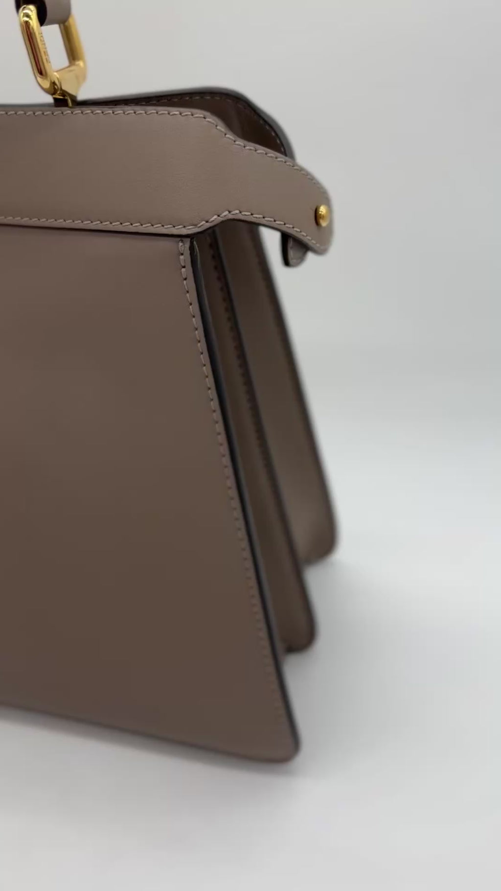 Fendi Peekaboo ISeeU Medium
